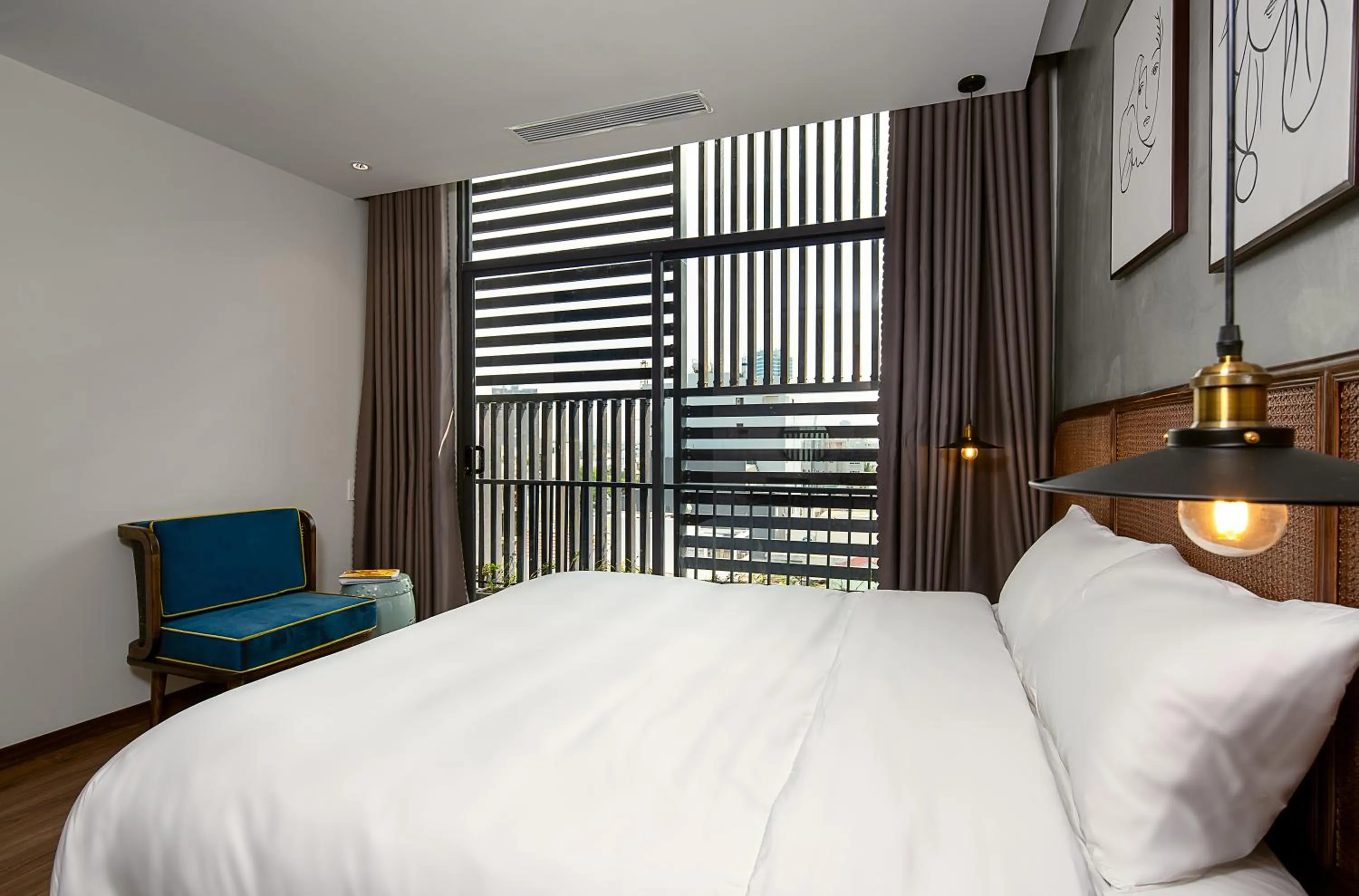 Bed in Tropical House Apartment Da Nang