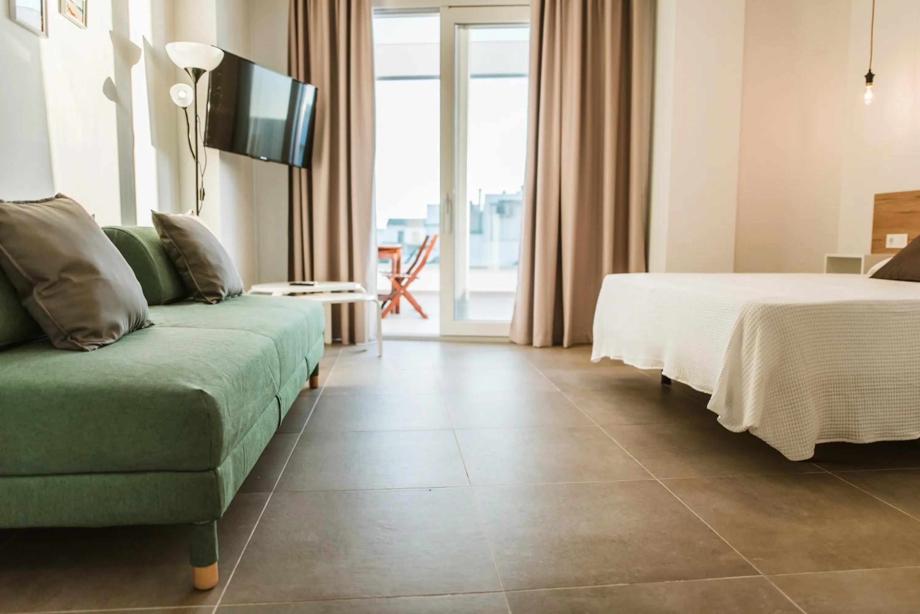 Balcony/Terrace, Bed in Apartamentos ZHR