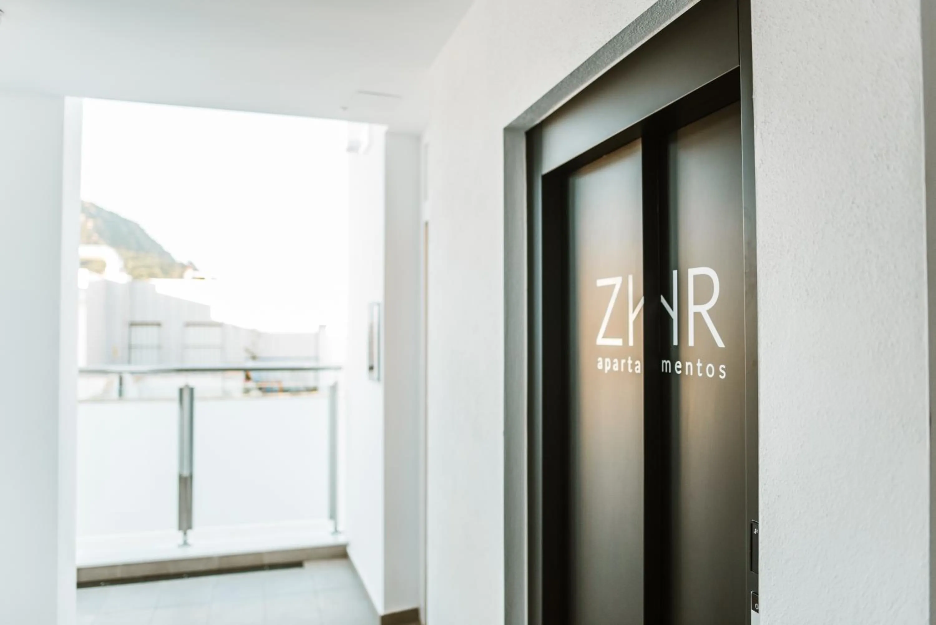 Facility for disabled guests in Apartamentos ZHR