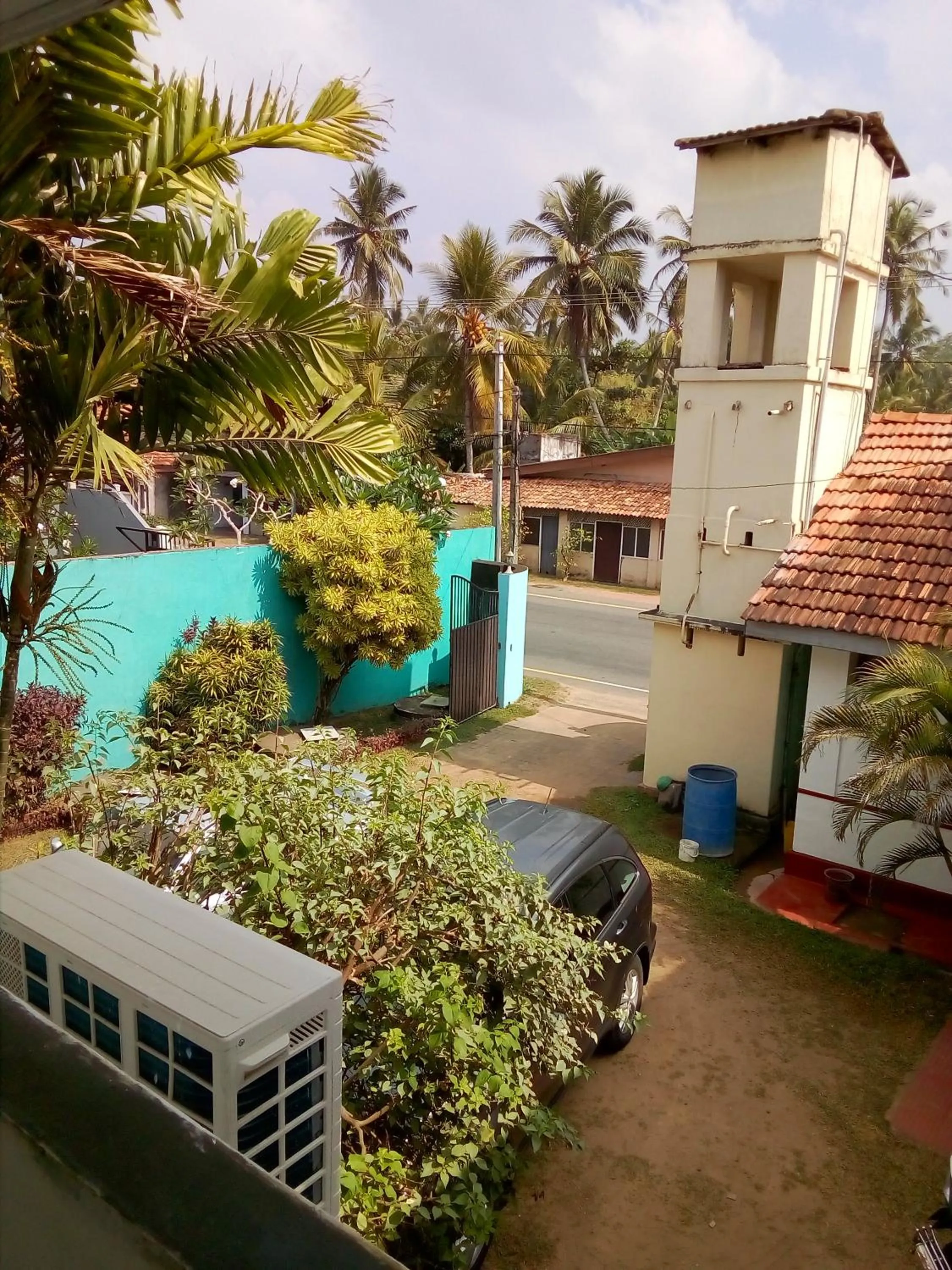 Street view in New SeaSide Inn Hikkaduwa