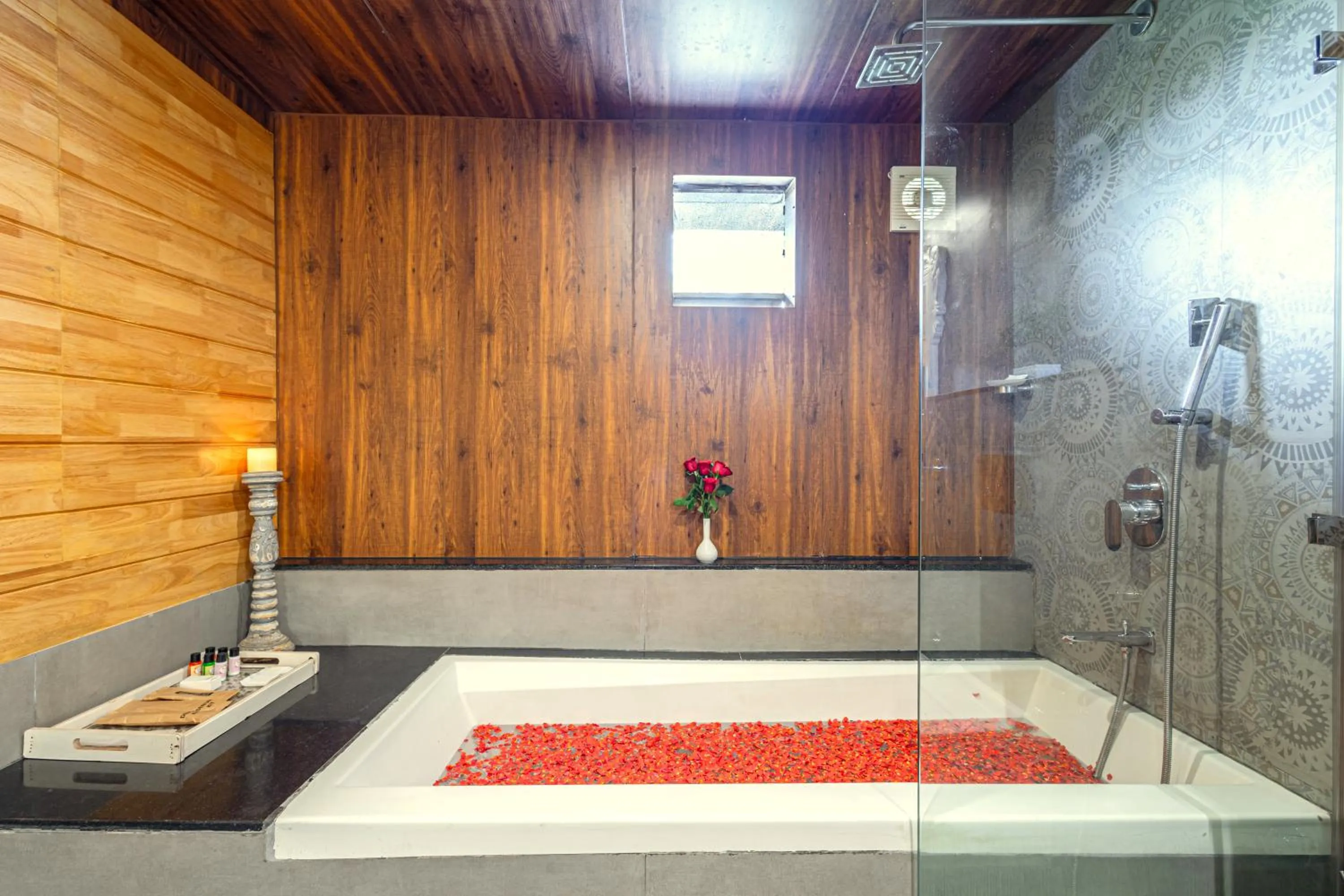 Shower in Salcete Beach Resort