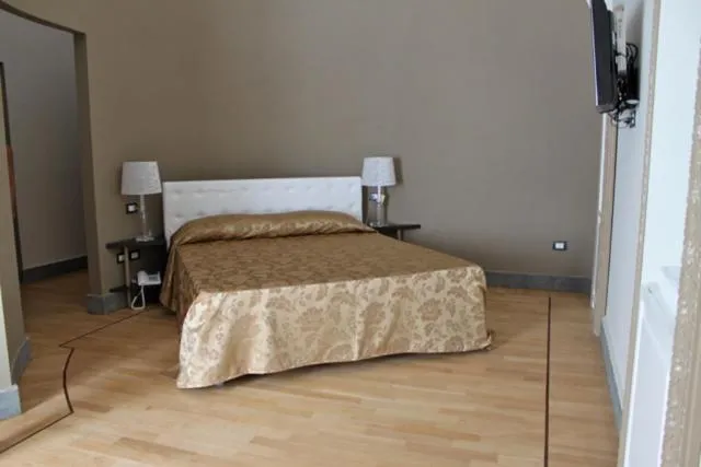 Photo of the whole room, Bed in Hotel Villa La Colombaia