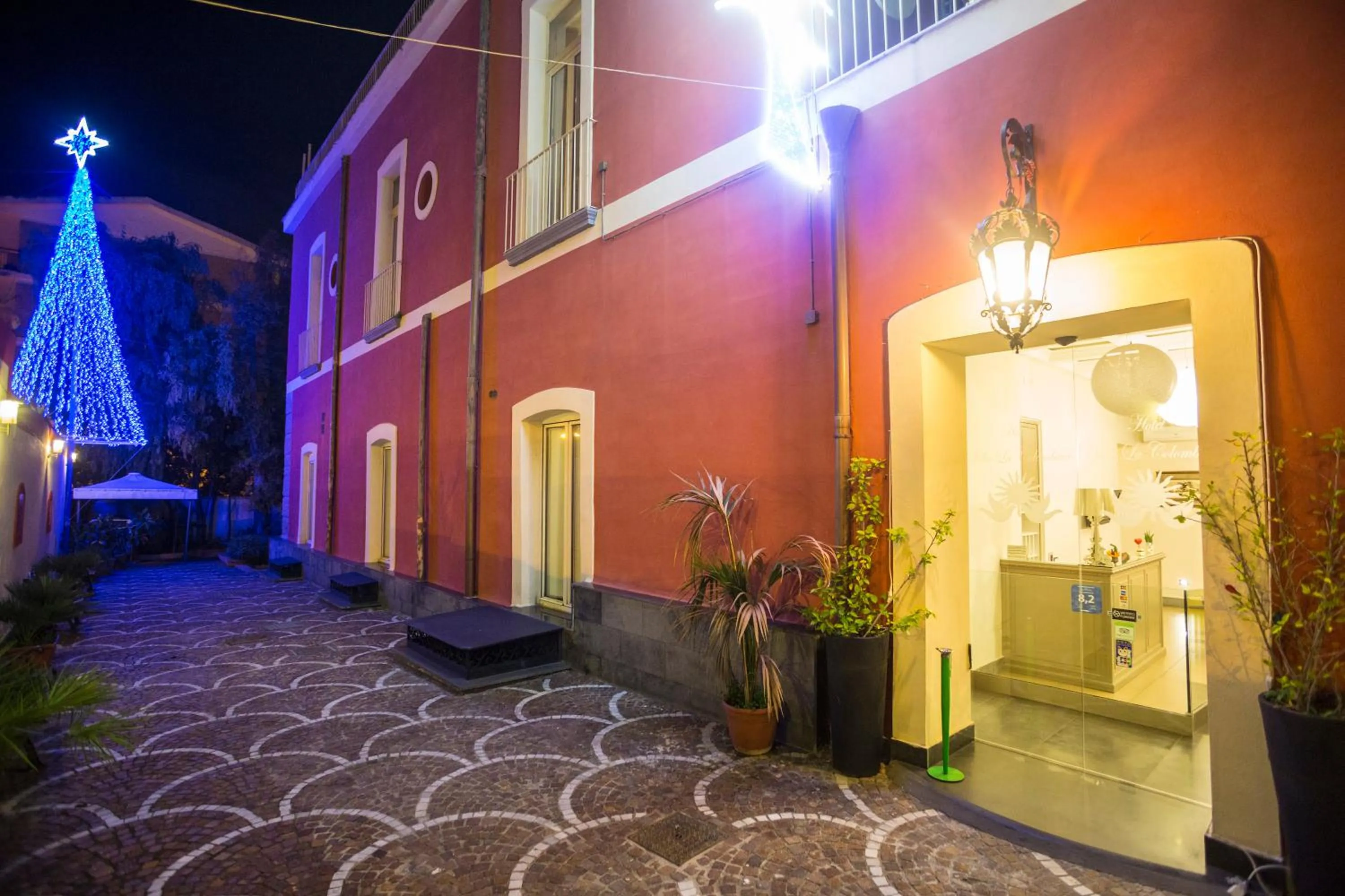 Facade/entrance in Hotel Villa La Colombaia