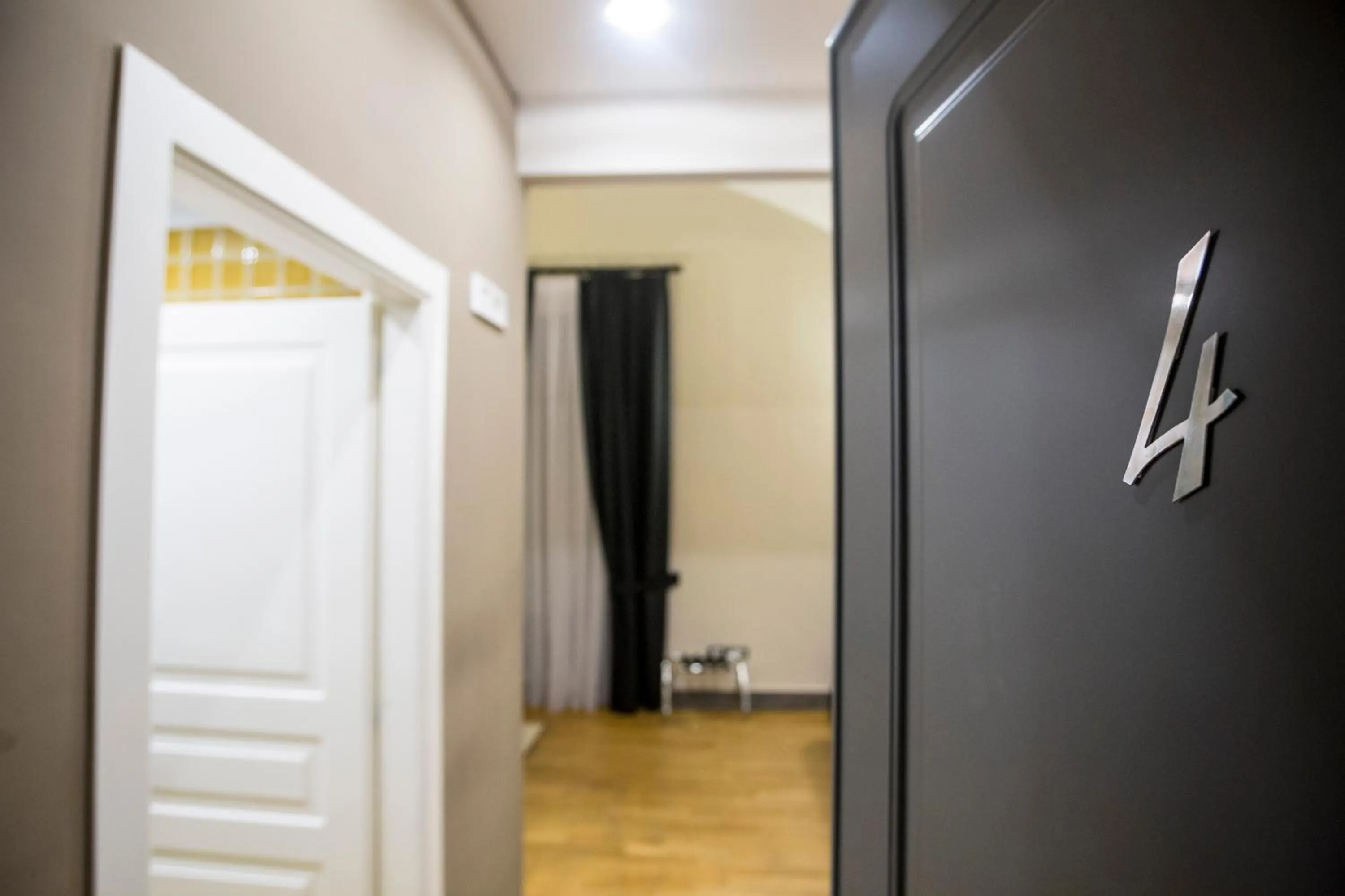 Logo/Certificate/Sign in Hotel Villa La Colombaia