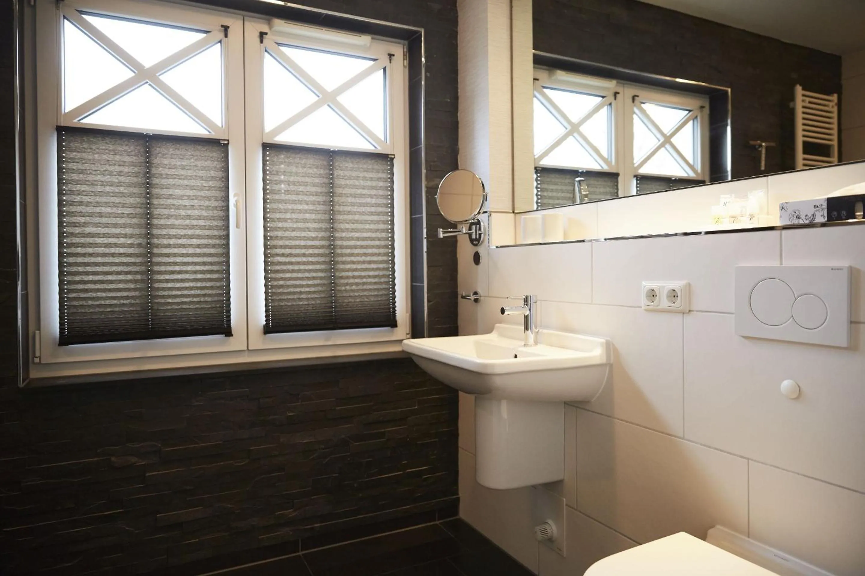 Bathroom in Aparthotel Bernstein