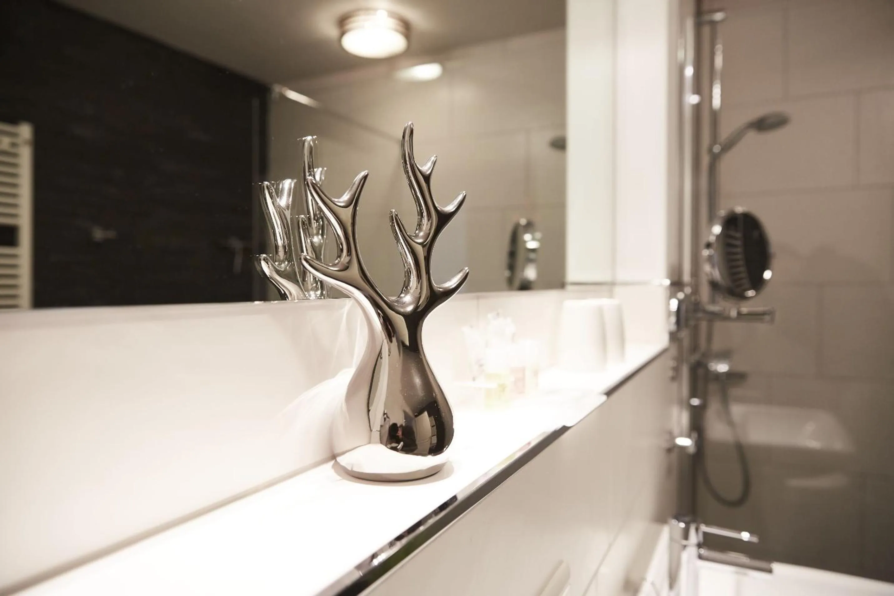 Bathroom in Aparthotel Bernstein