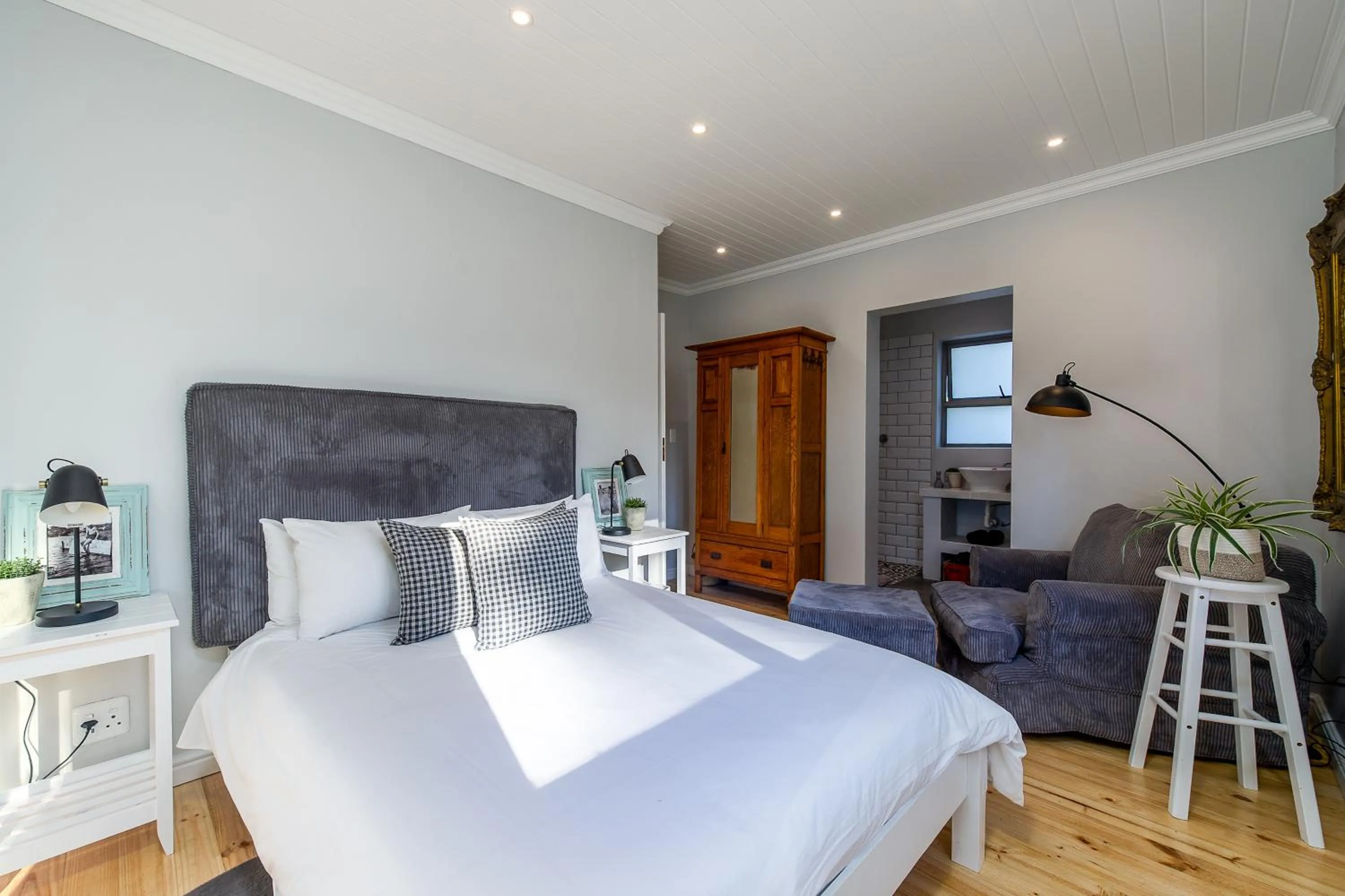 Bed in Oakhurst Farm Cottages