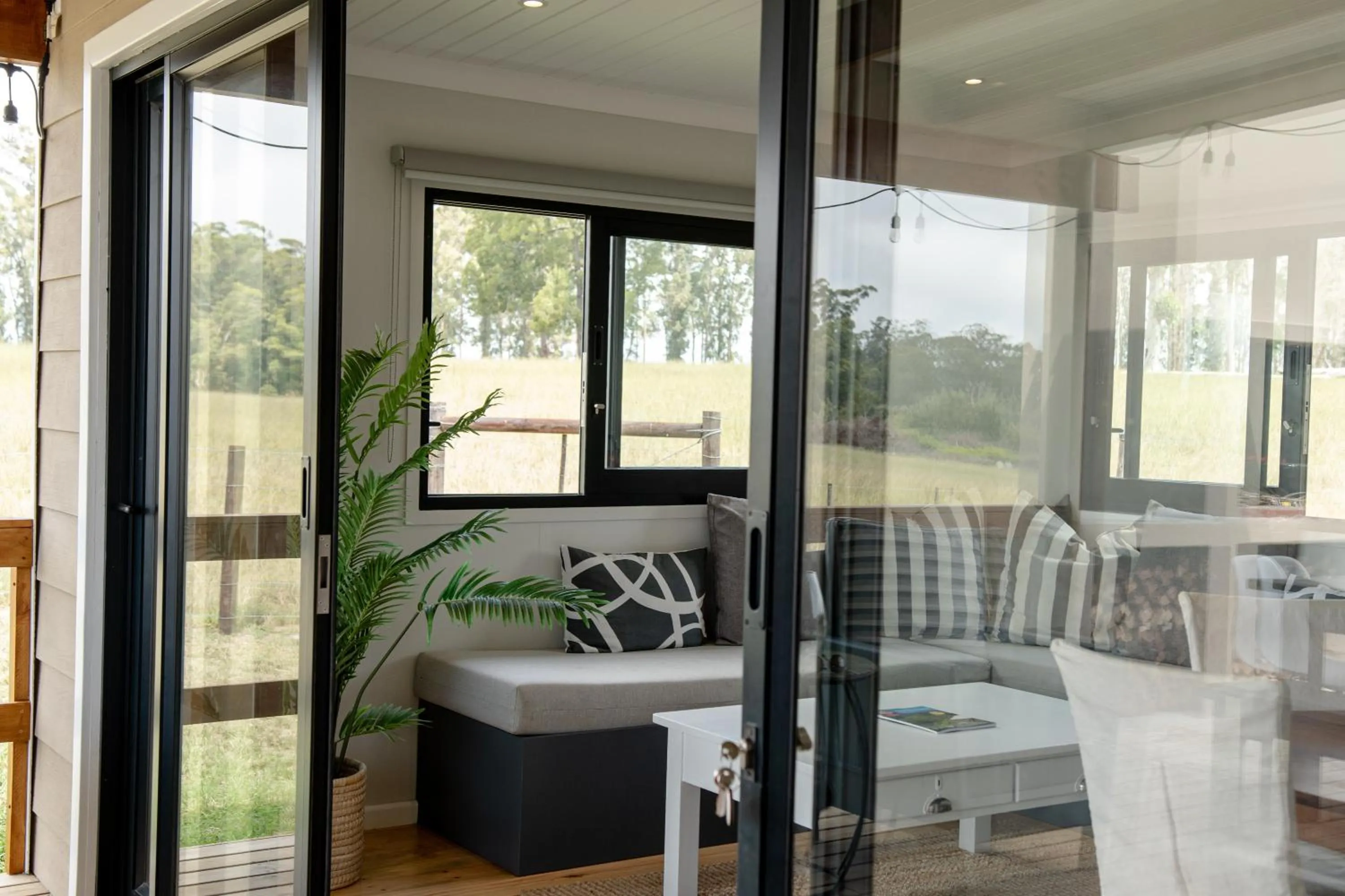 Living room in Oakhurst Farm Cottages