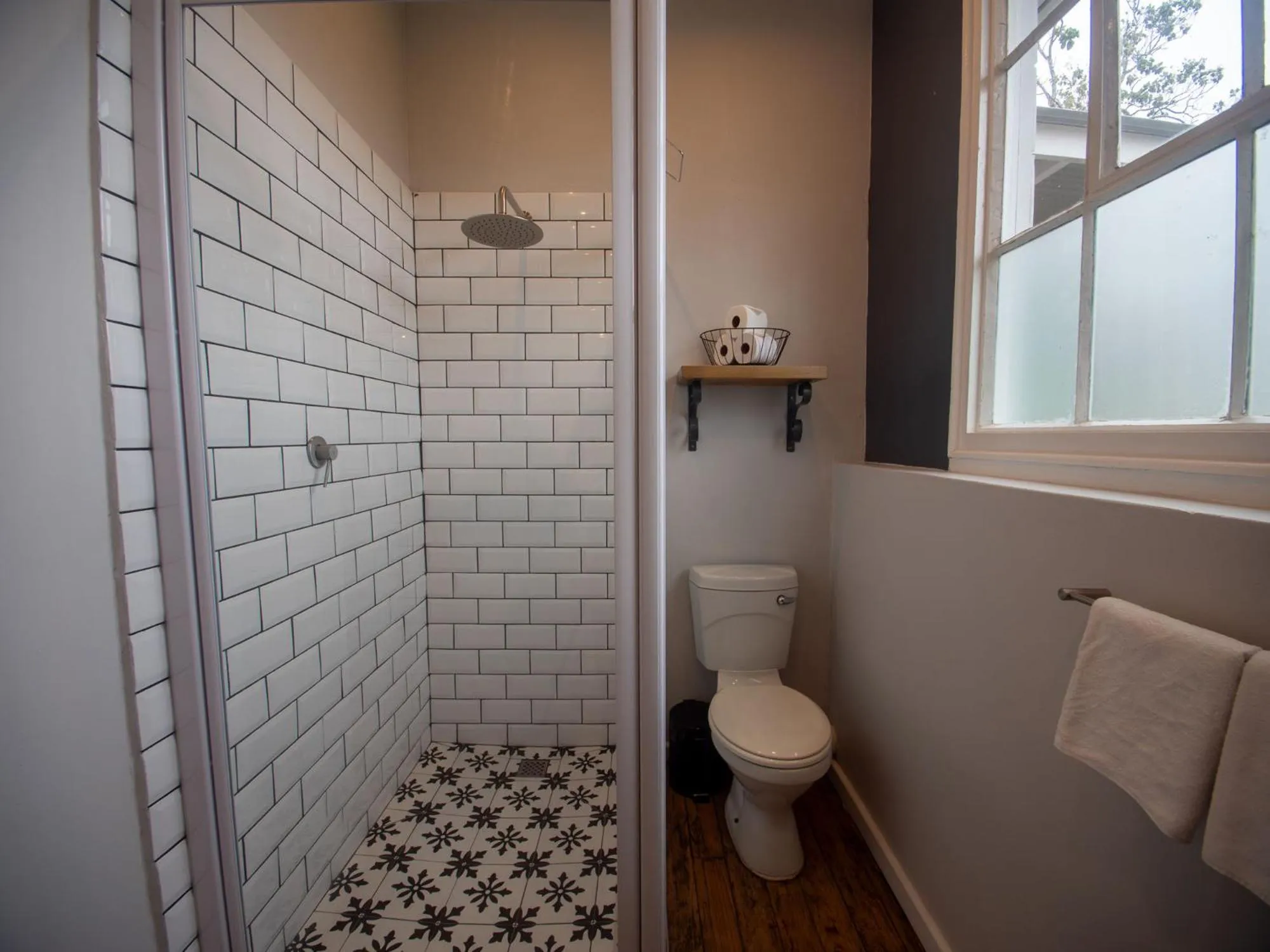 Bathroom in Oakhurst Farm Cottages
