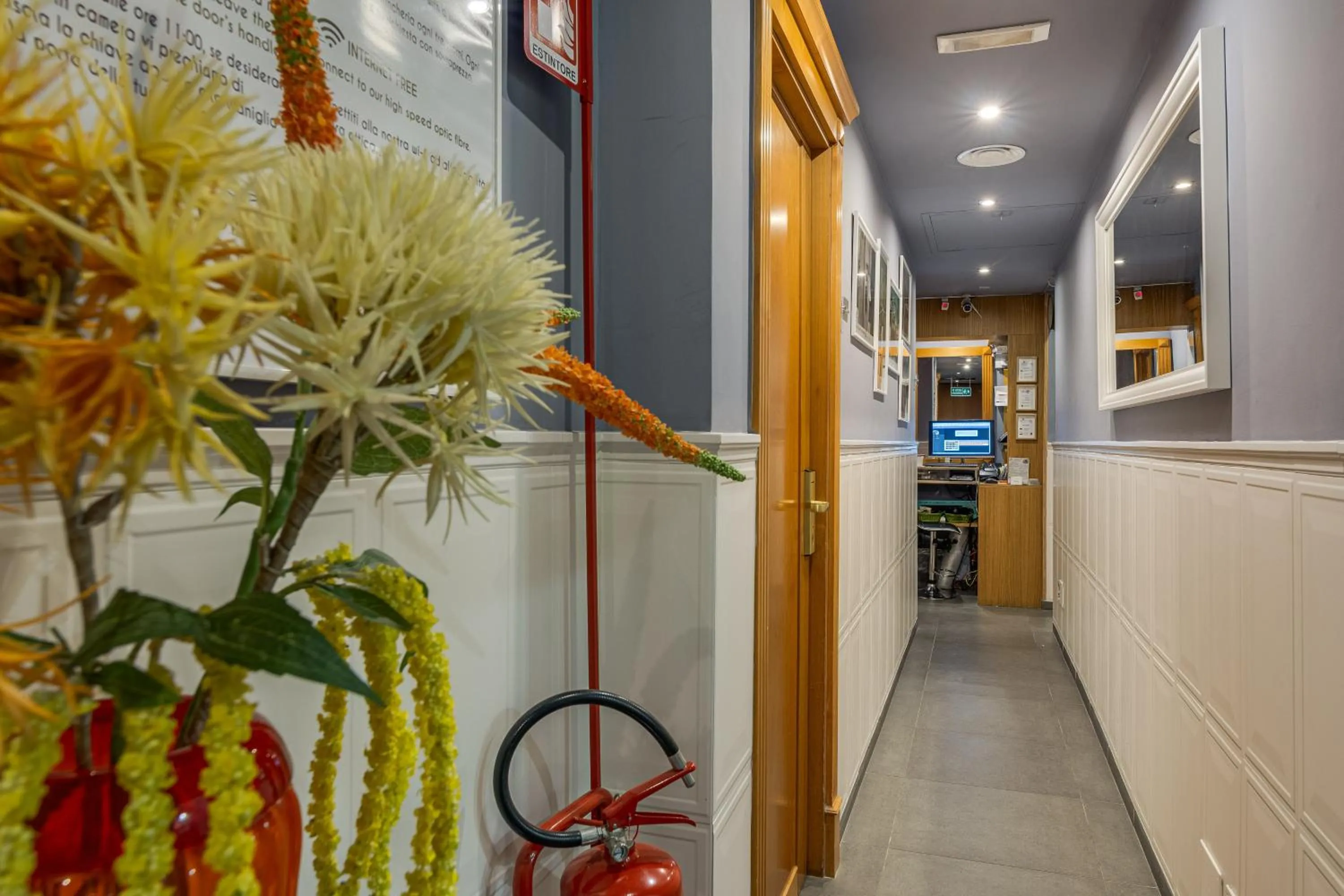 Lobby or reception in Seven