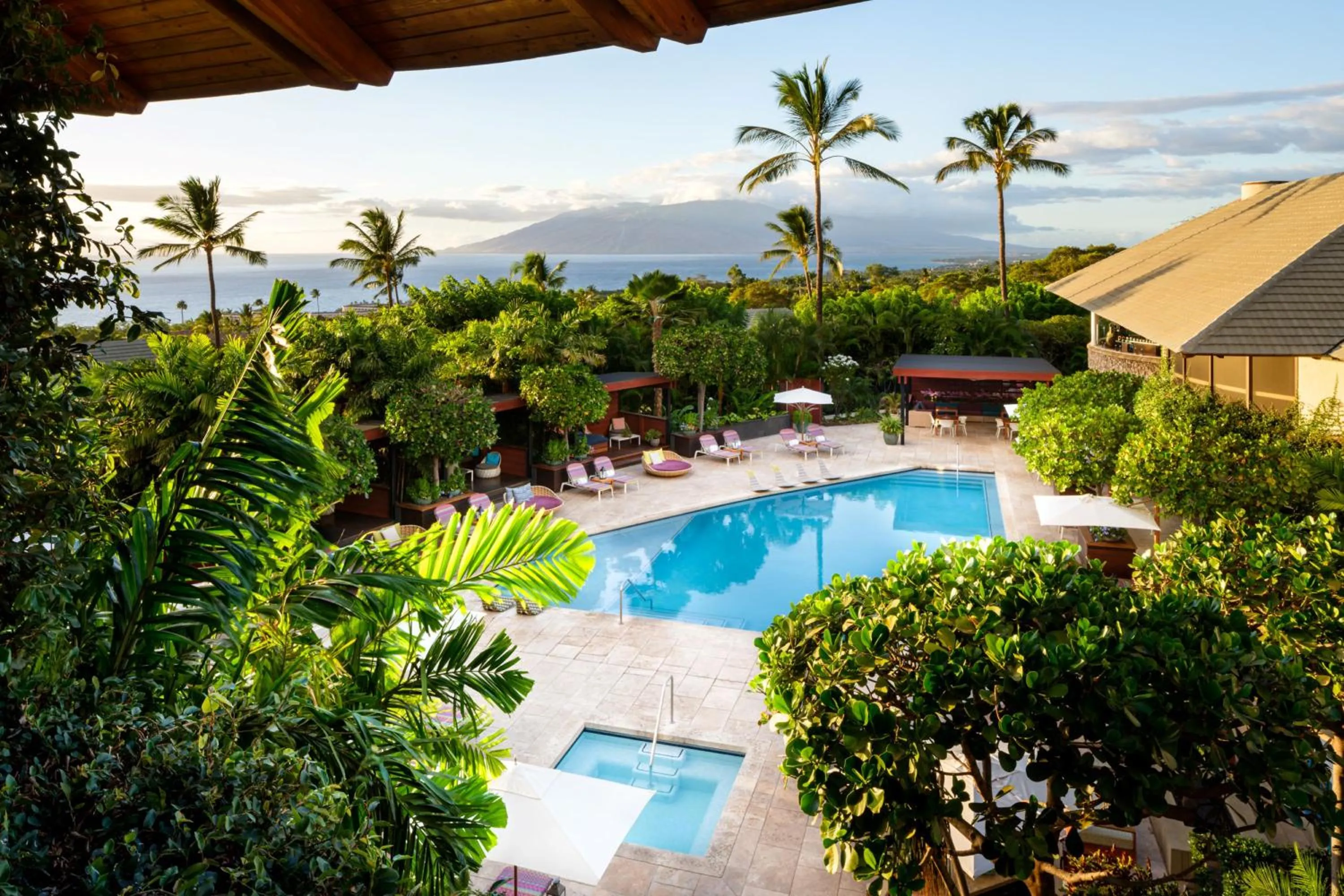 Swimming pool in Hotel Wailea, Relais & Châteaux - Adults Only