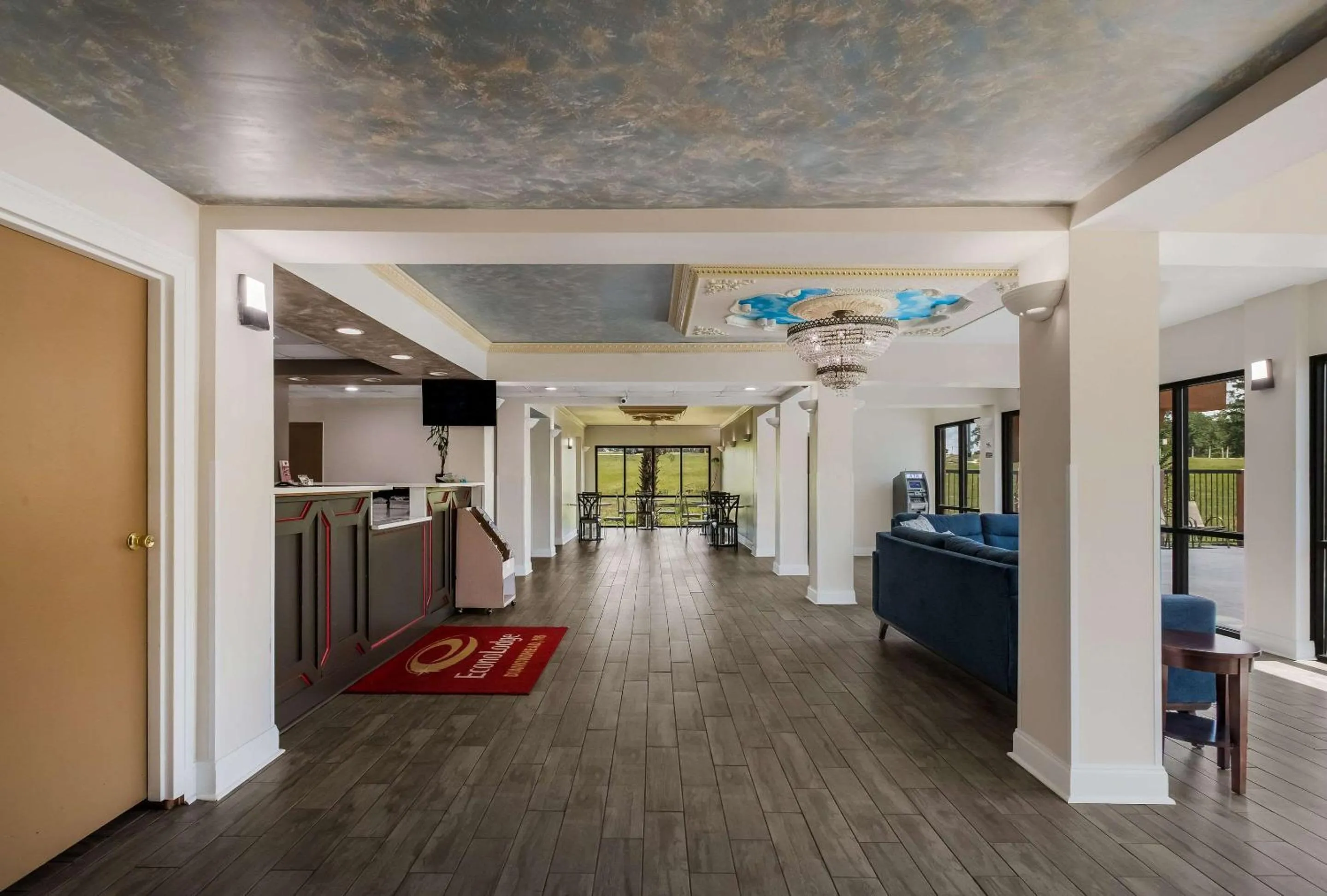 Lobby or reception in Econo Lodge Inn & Suites Diamondhead