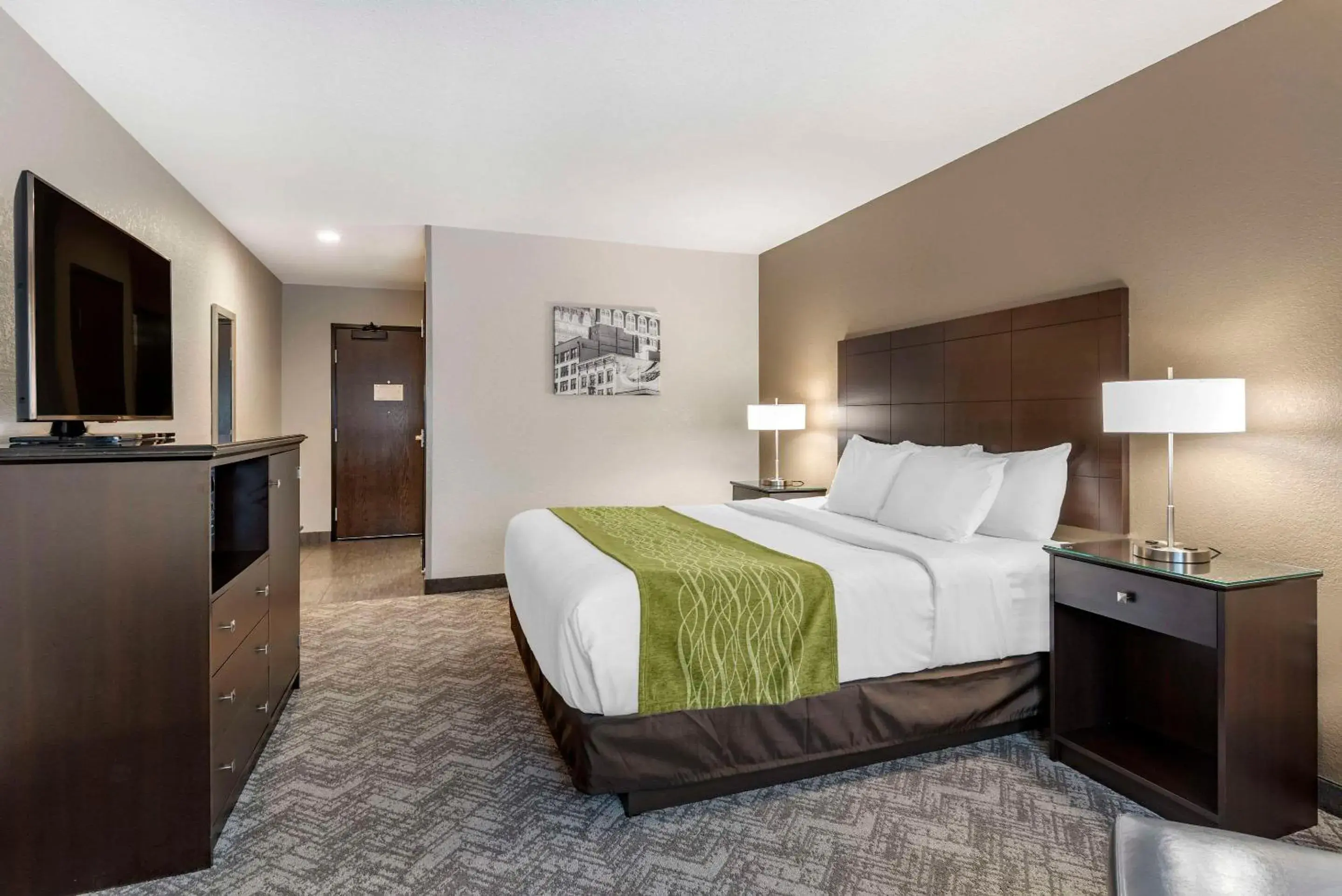 King Room - Disability Access/Non-Smoking in Comfort Inn & Suites Tualatin - Lake Oswego South King Room - Disability Access/Non-Smoking in Comfort Inn & Suites Tualatin - Lake Oswego South