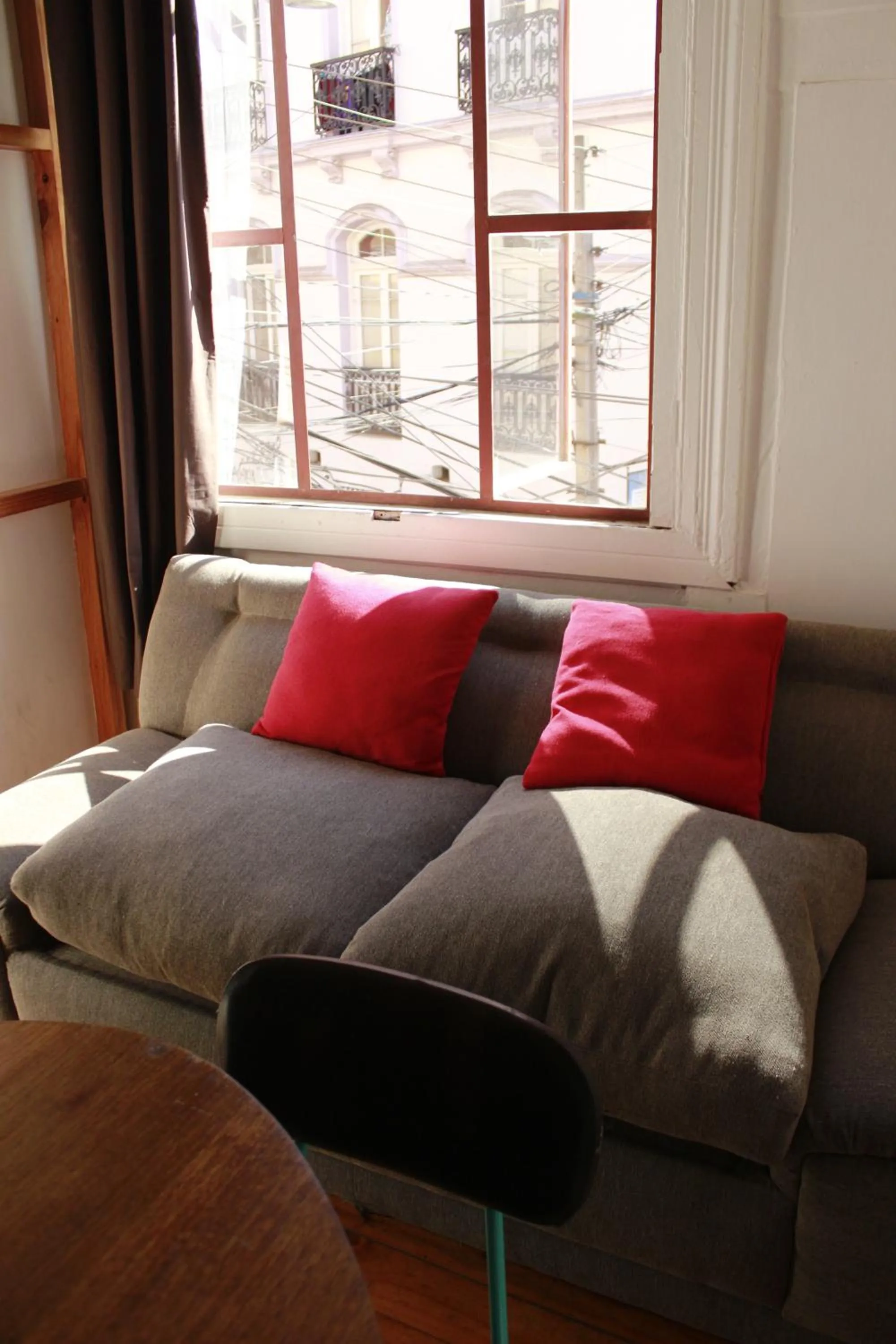 Dining area in Casa Volante Hostal