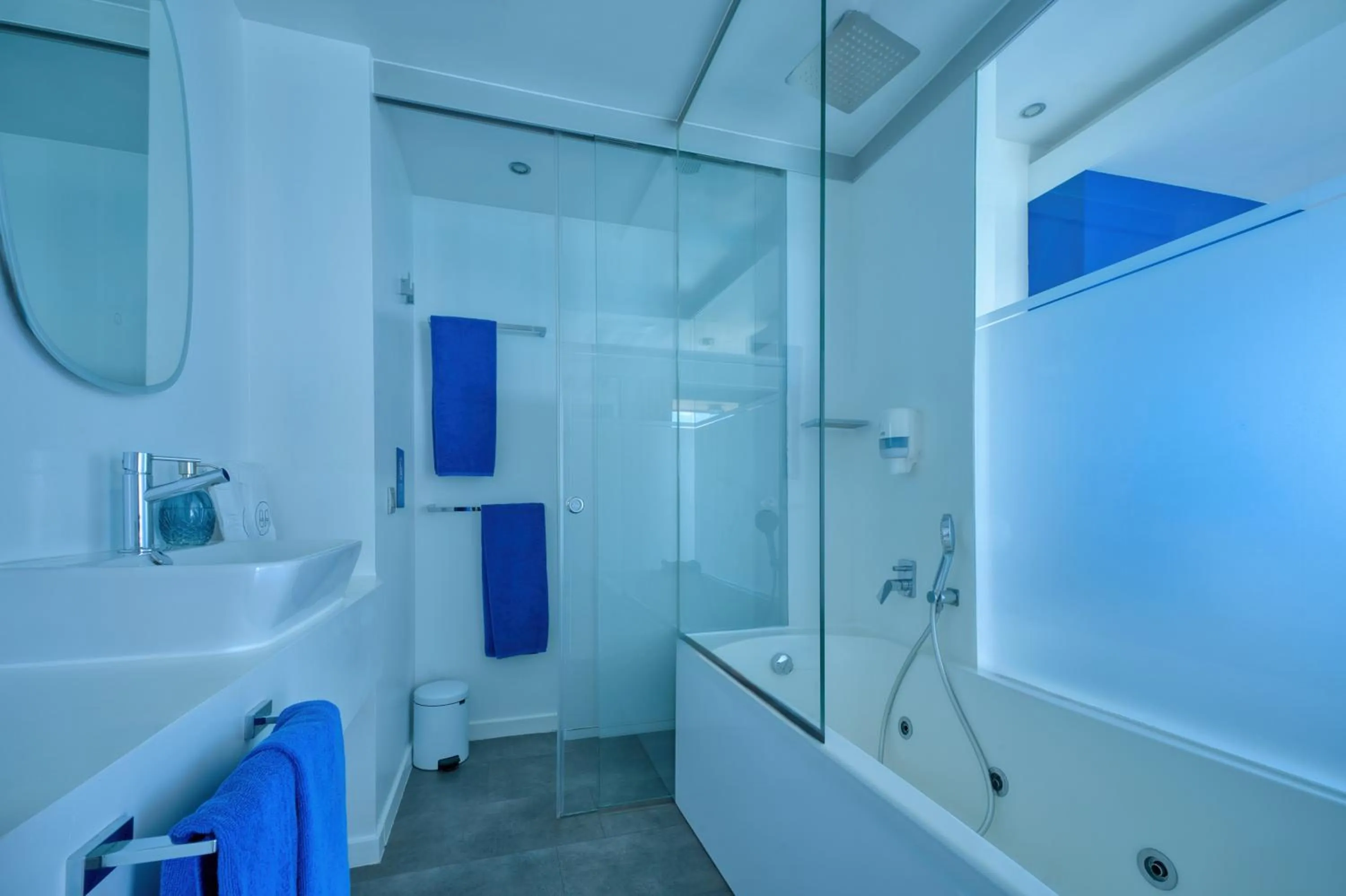 Bathroom in Hotel Boutique La Marquesina - Adults Only