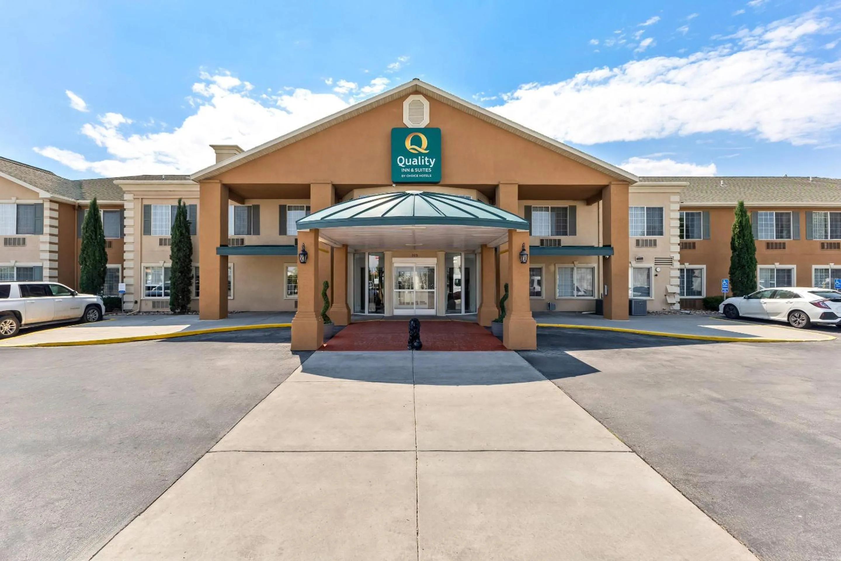 Property building in Quality Inn & Suites Salt Lake City Airport West