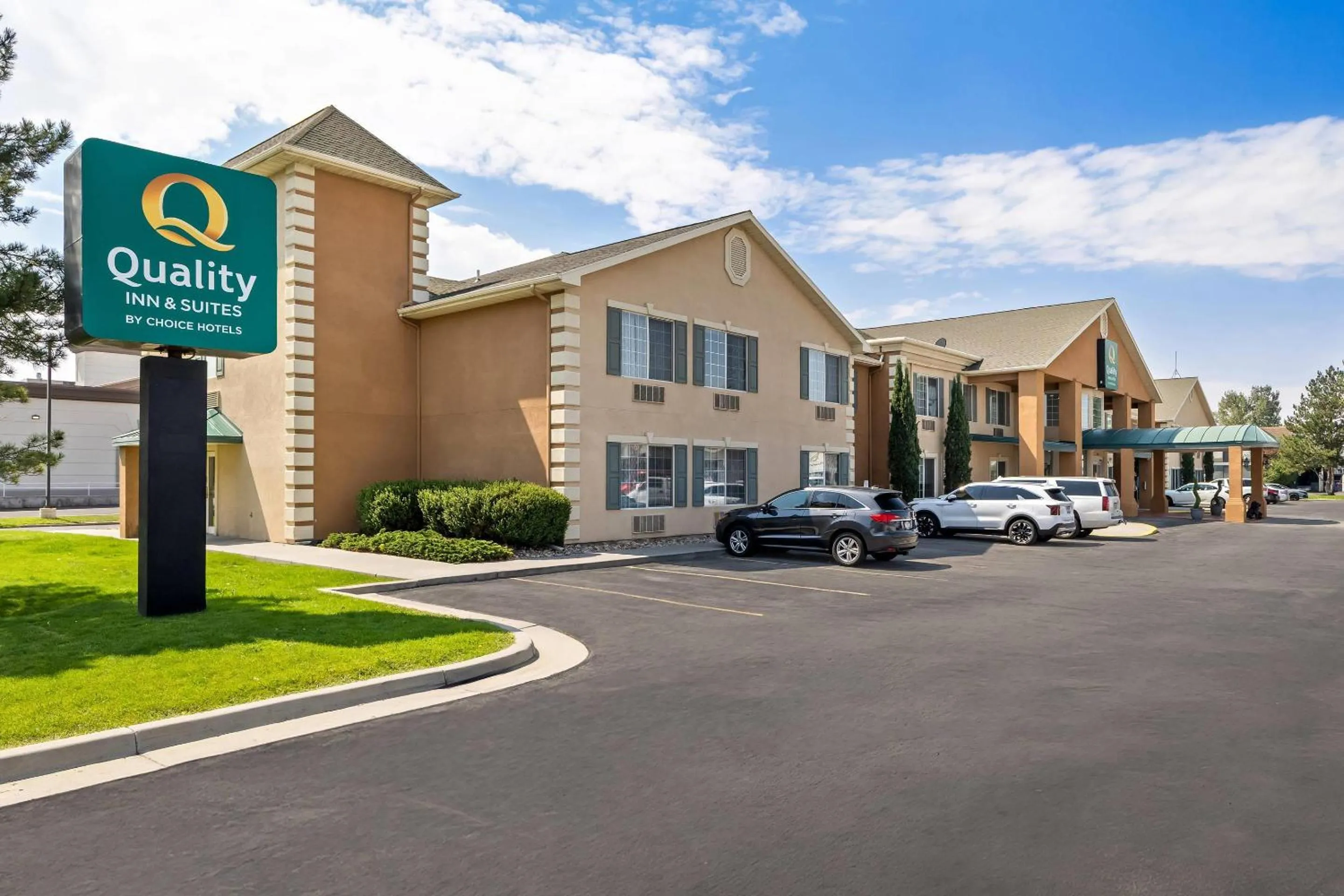 Property building in Quality Inn & Suites Salt Lake City Airport West