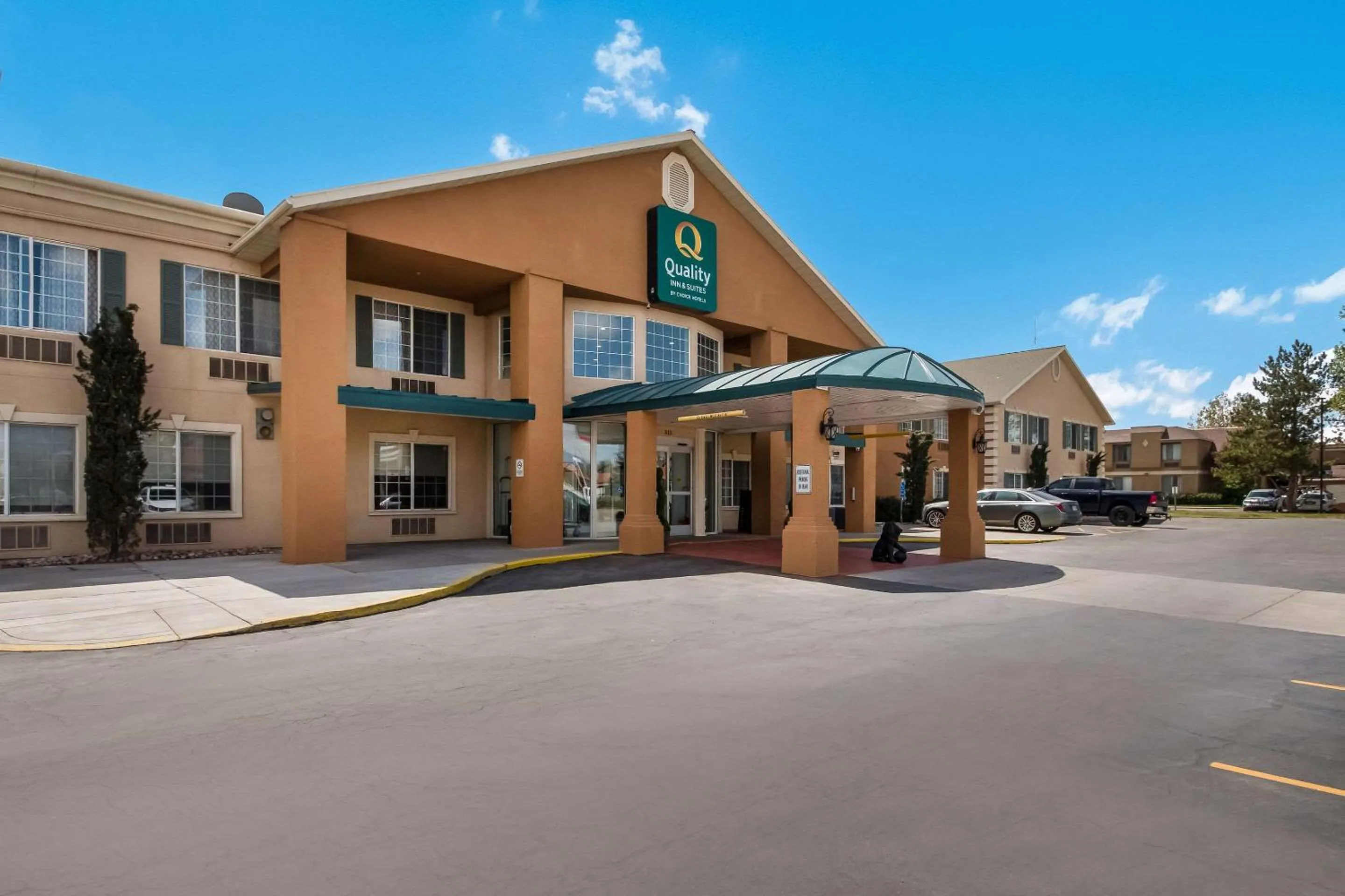 Property building in Quality Inn & Suites Salt Lake City Airport West