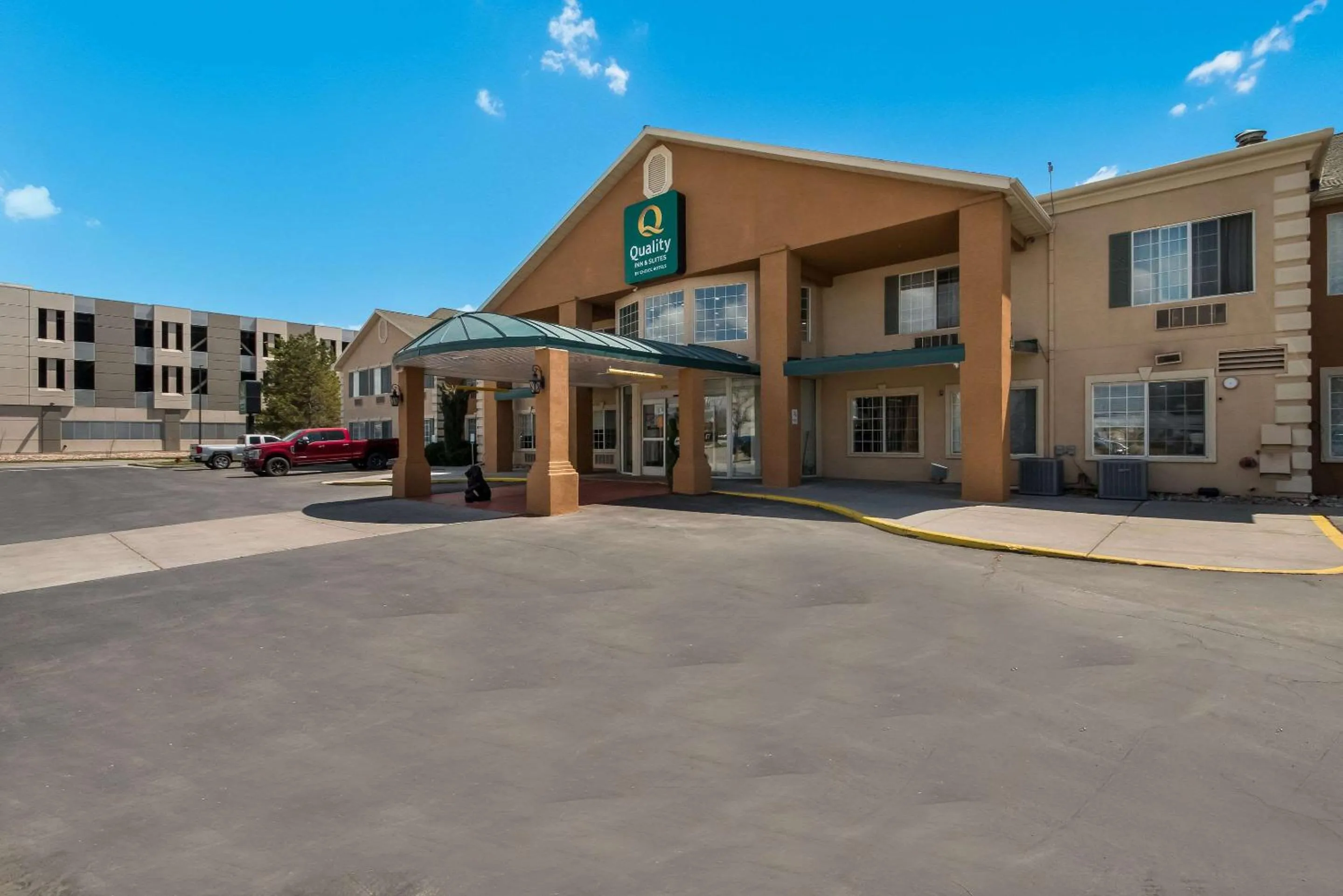 Property building in Quality Inn & Suites Salt Lake City Airport West
