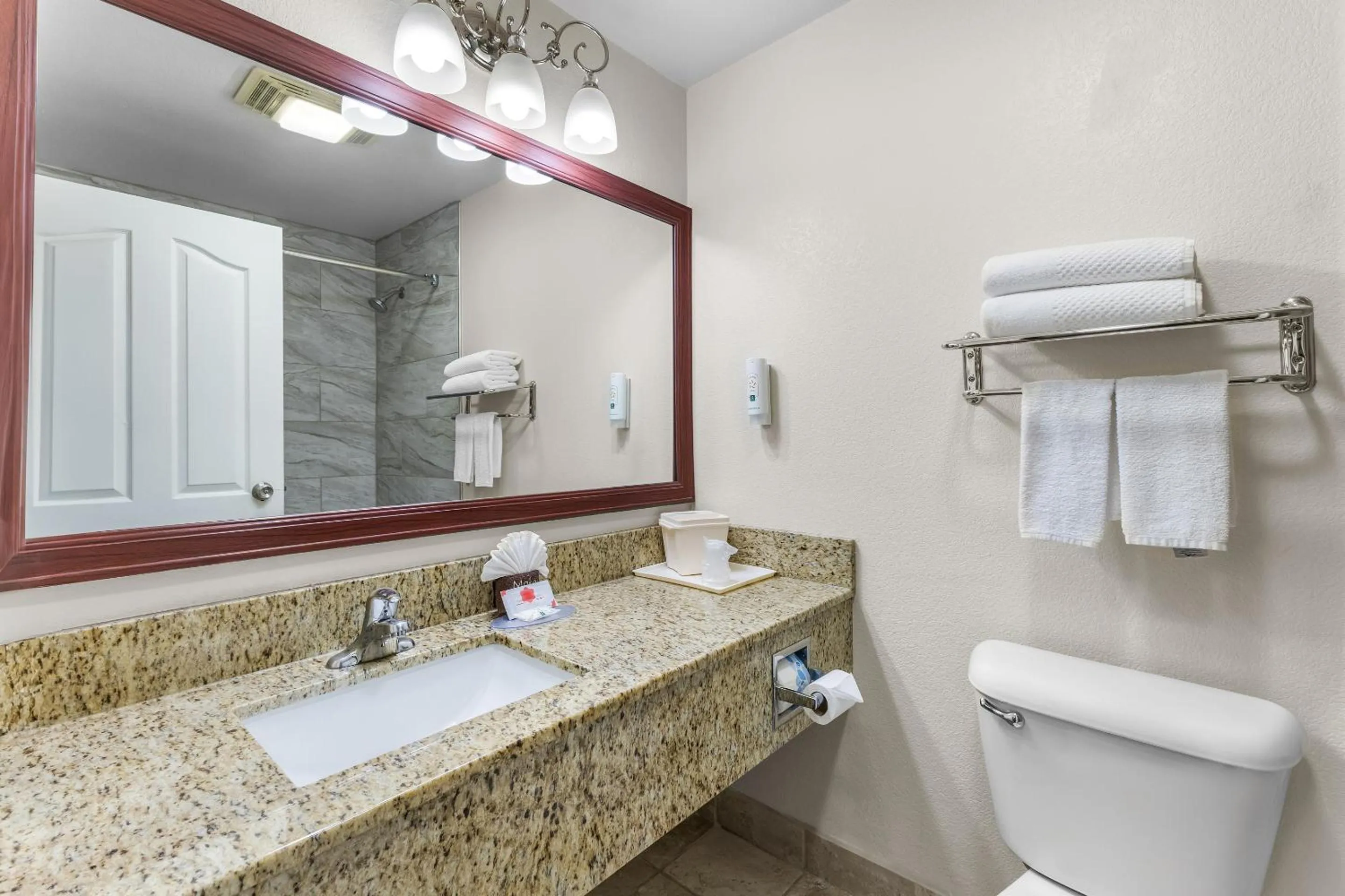 Quality Inn & Suites Salt Lake City Airport West