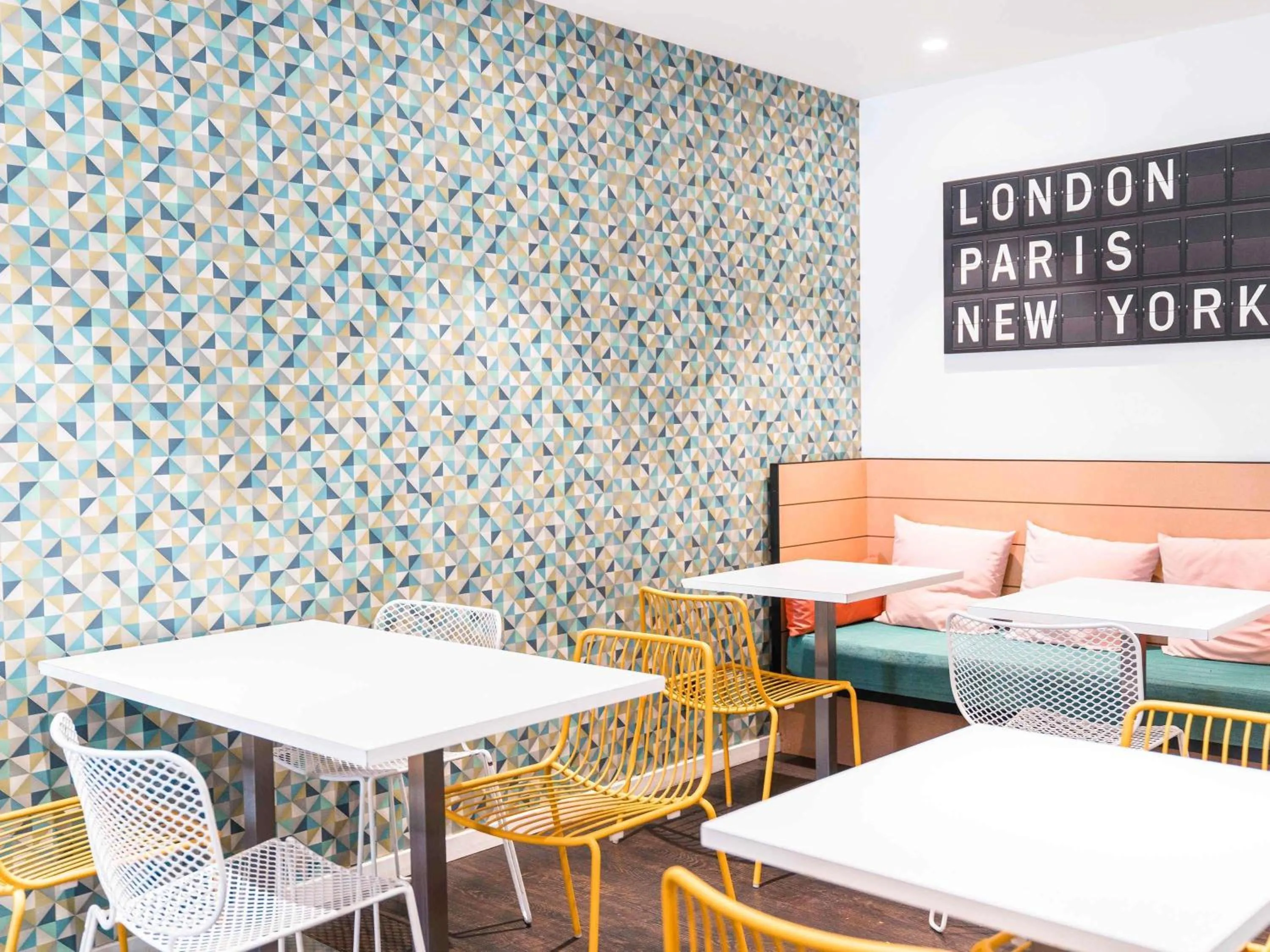 Breakfast in ibis Styles Macon Centre