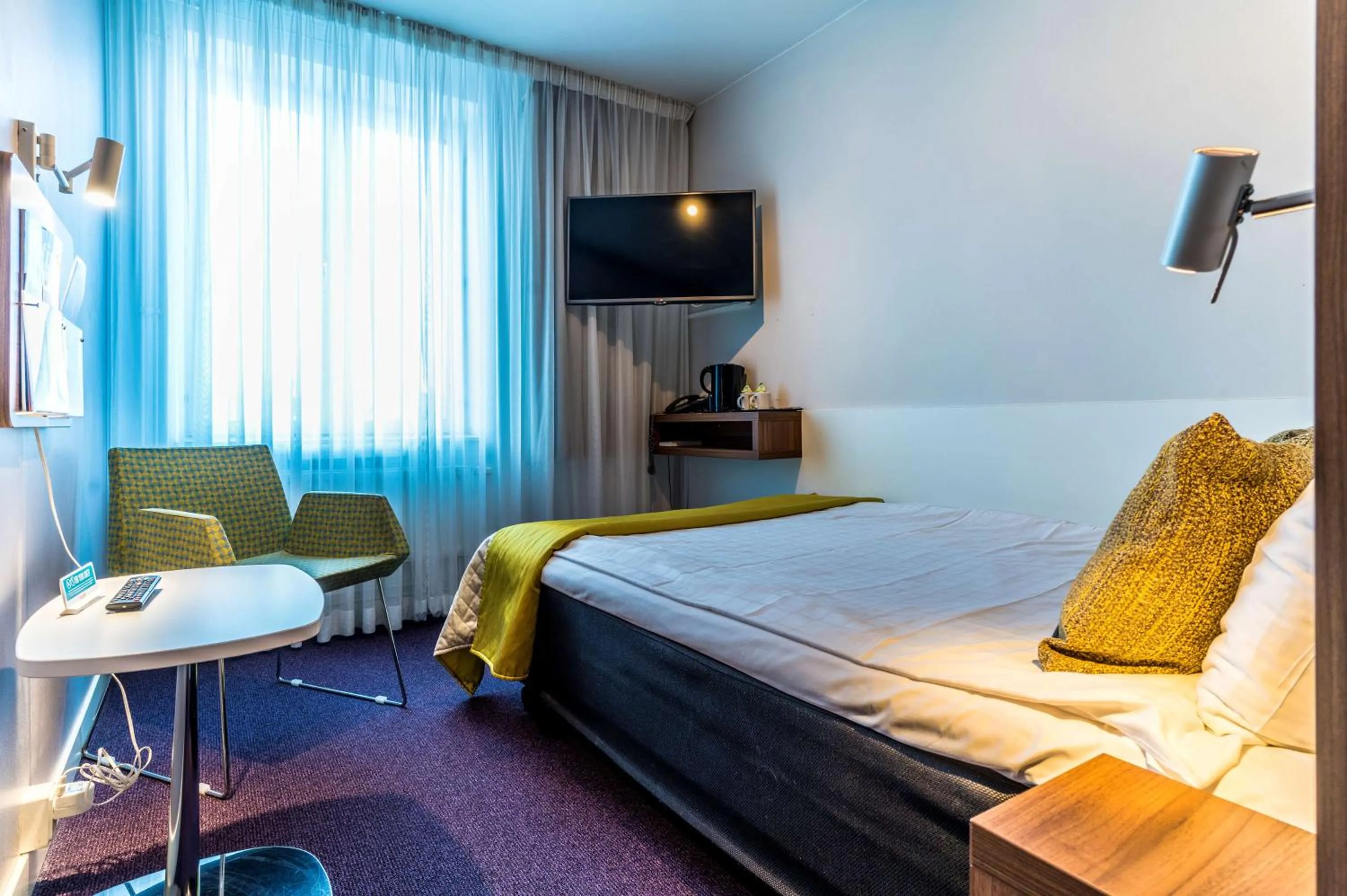 Bedroom, Bed in Scandic Stora Hotellet