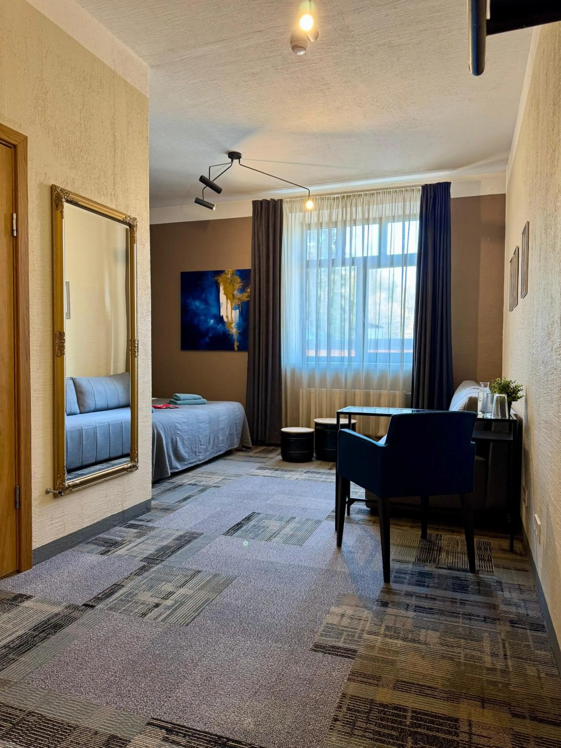 Photo of the whole room, Bed in Zeit Hotel