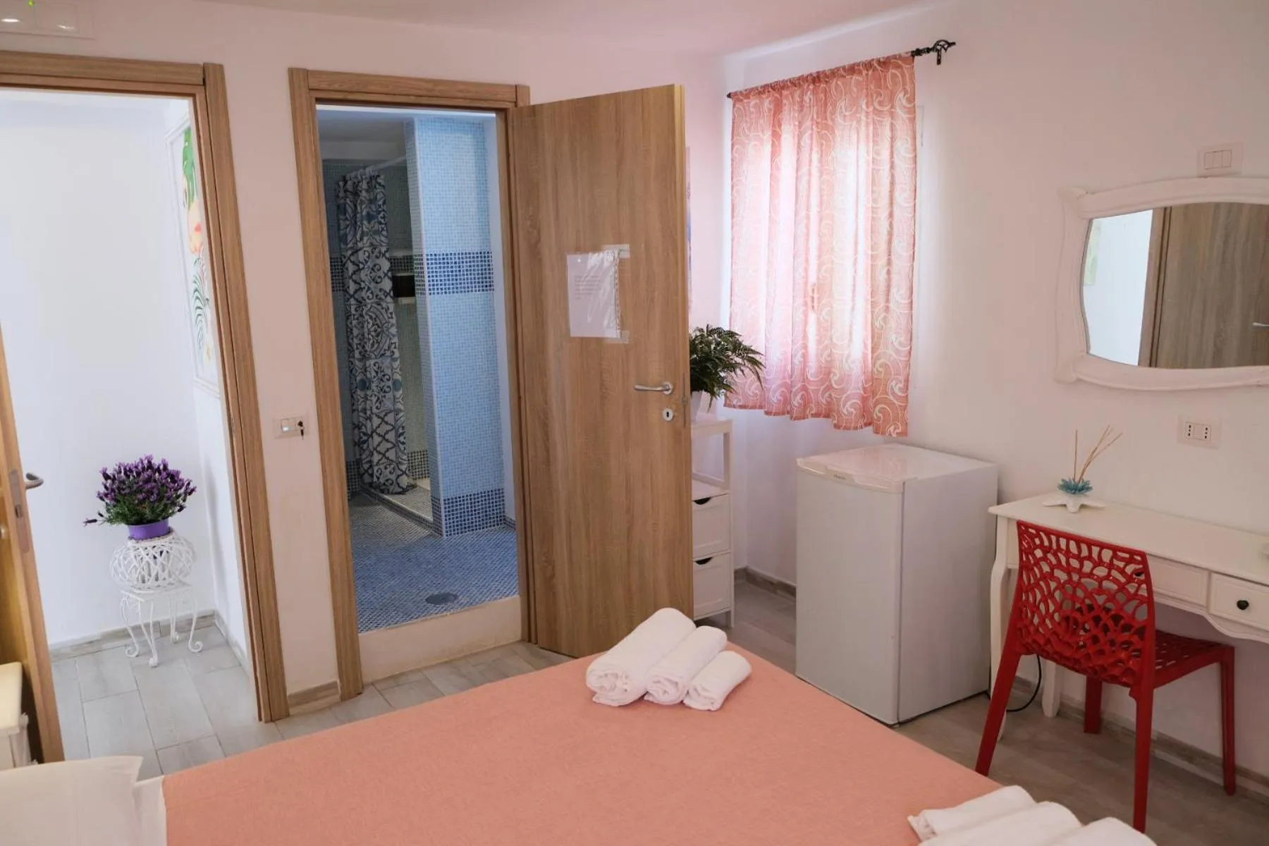 Restaurant/places to eat in Camere Dieci Maggio