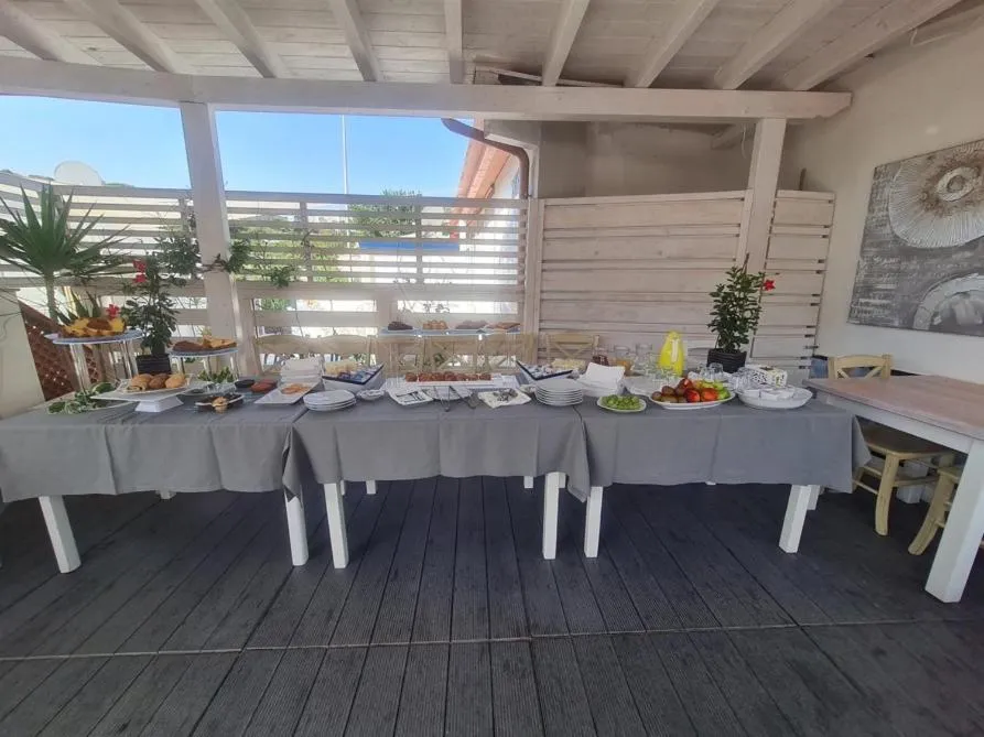 Breakfast in Camere Dieci Maggio