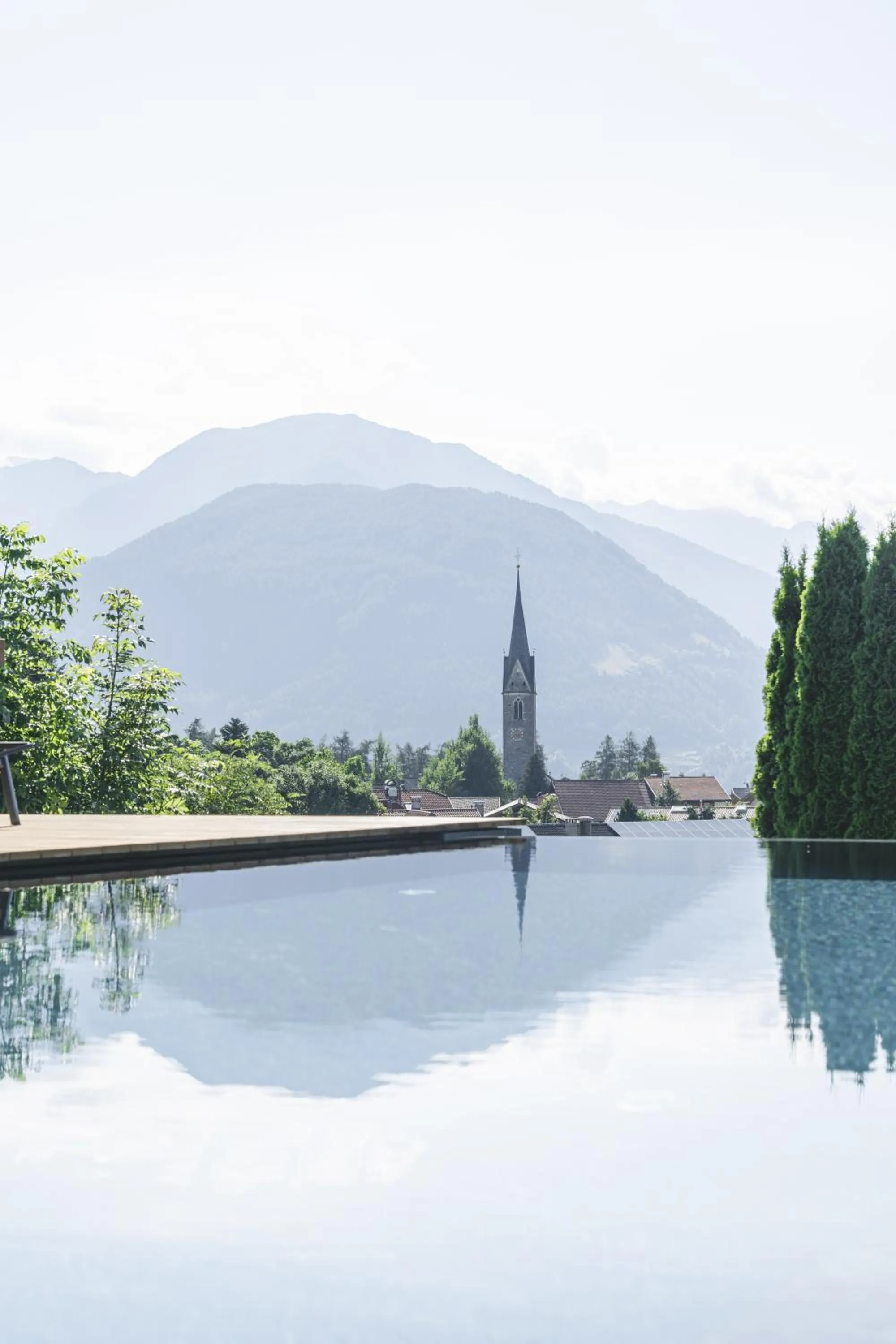 Swimming pool in Hotel Lahnerhof
