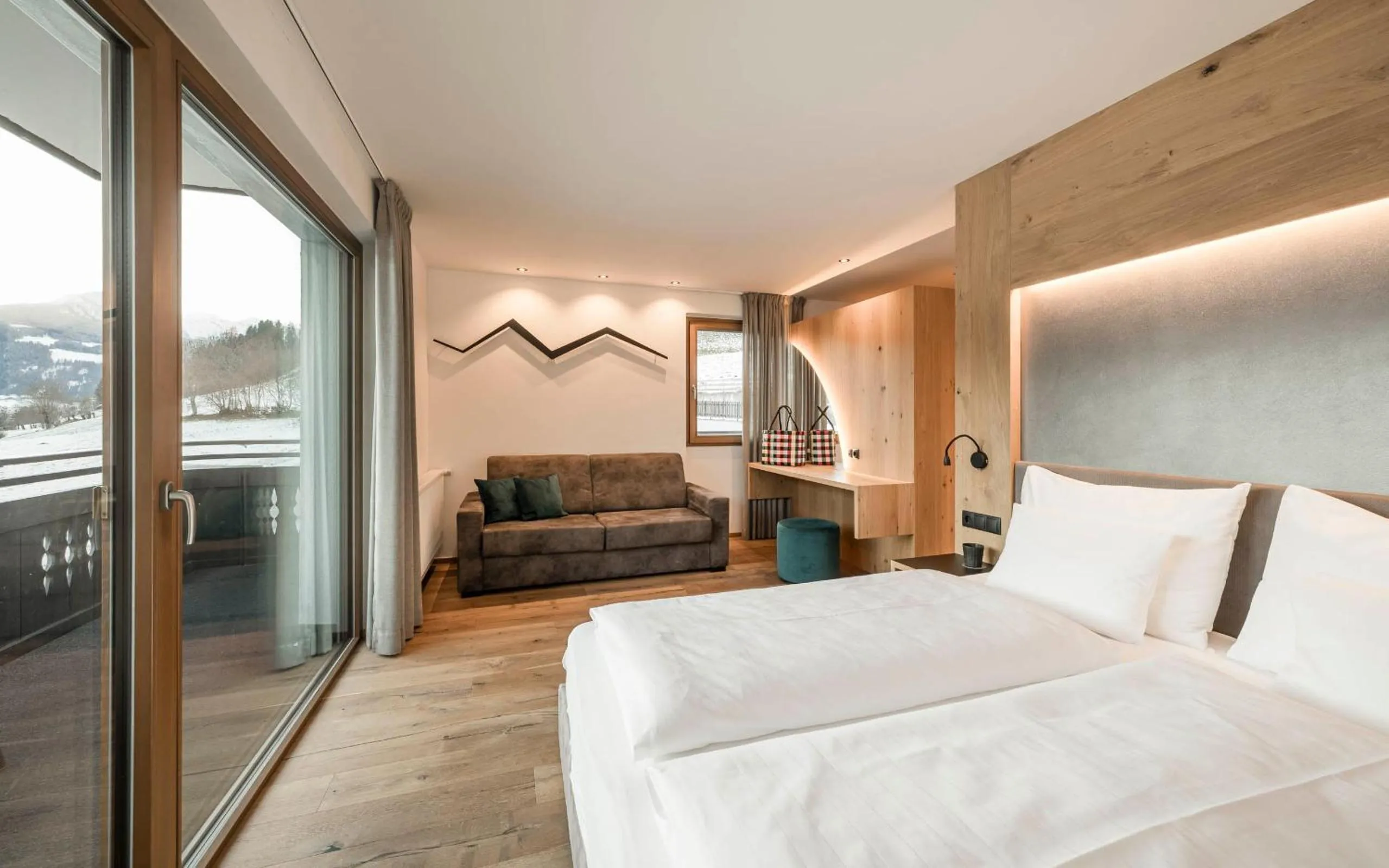 Bedroom, Bed in Hotel Lahnerhof