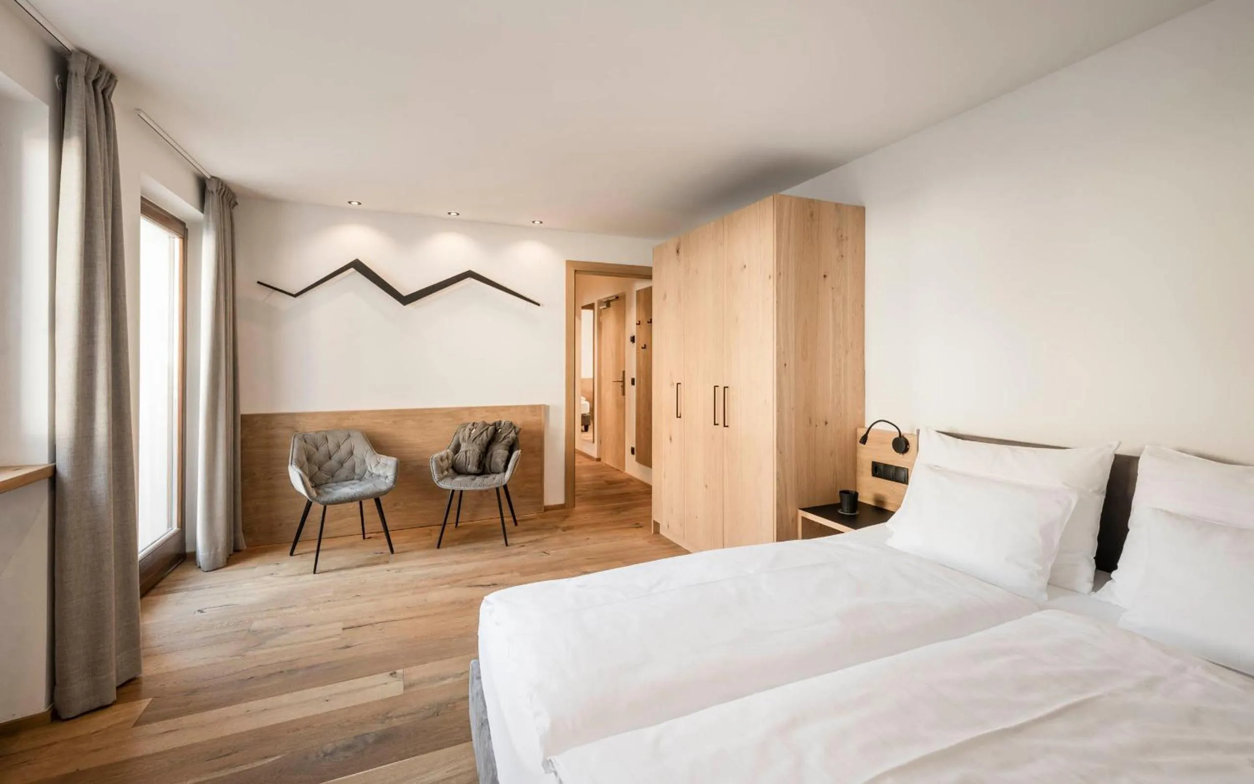 Photo of the whole room, Bed in Hotel Lahnerhof