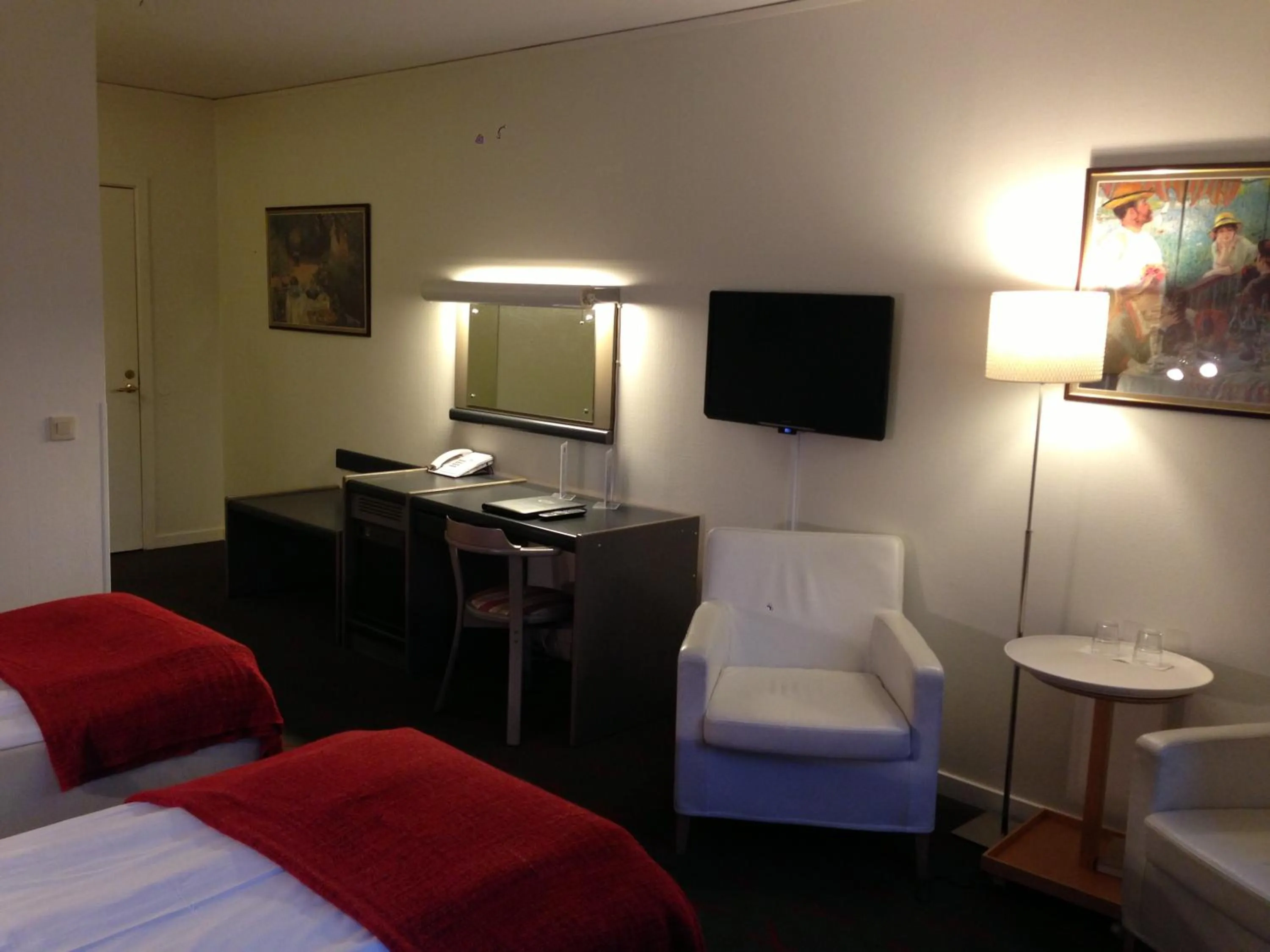 Decorative detail, Bed in Ariston Hotell