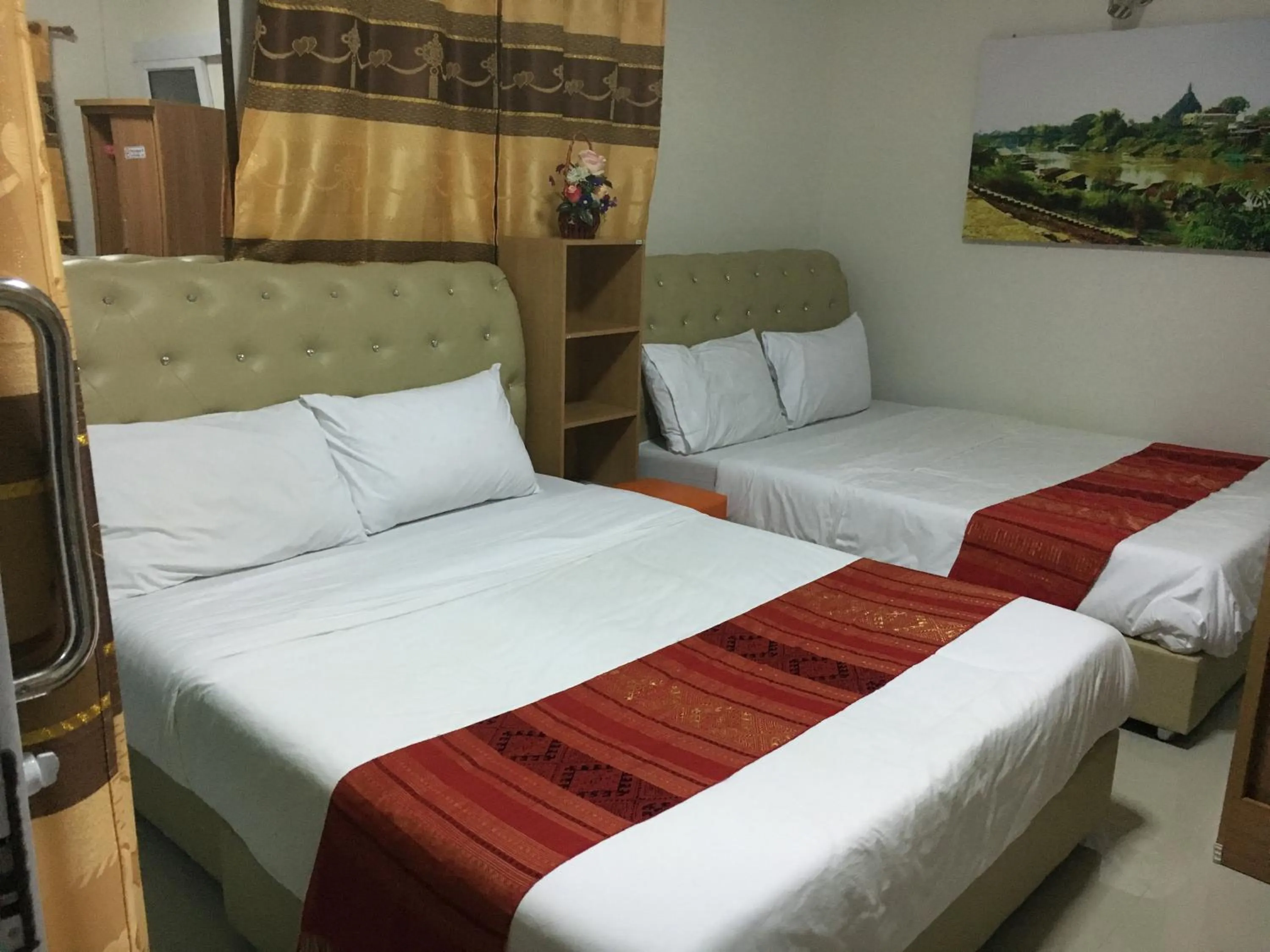 Bed in บุญจินดา รีสอร์ท