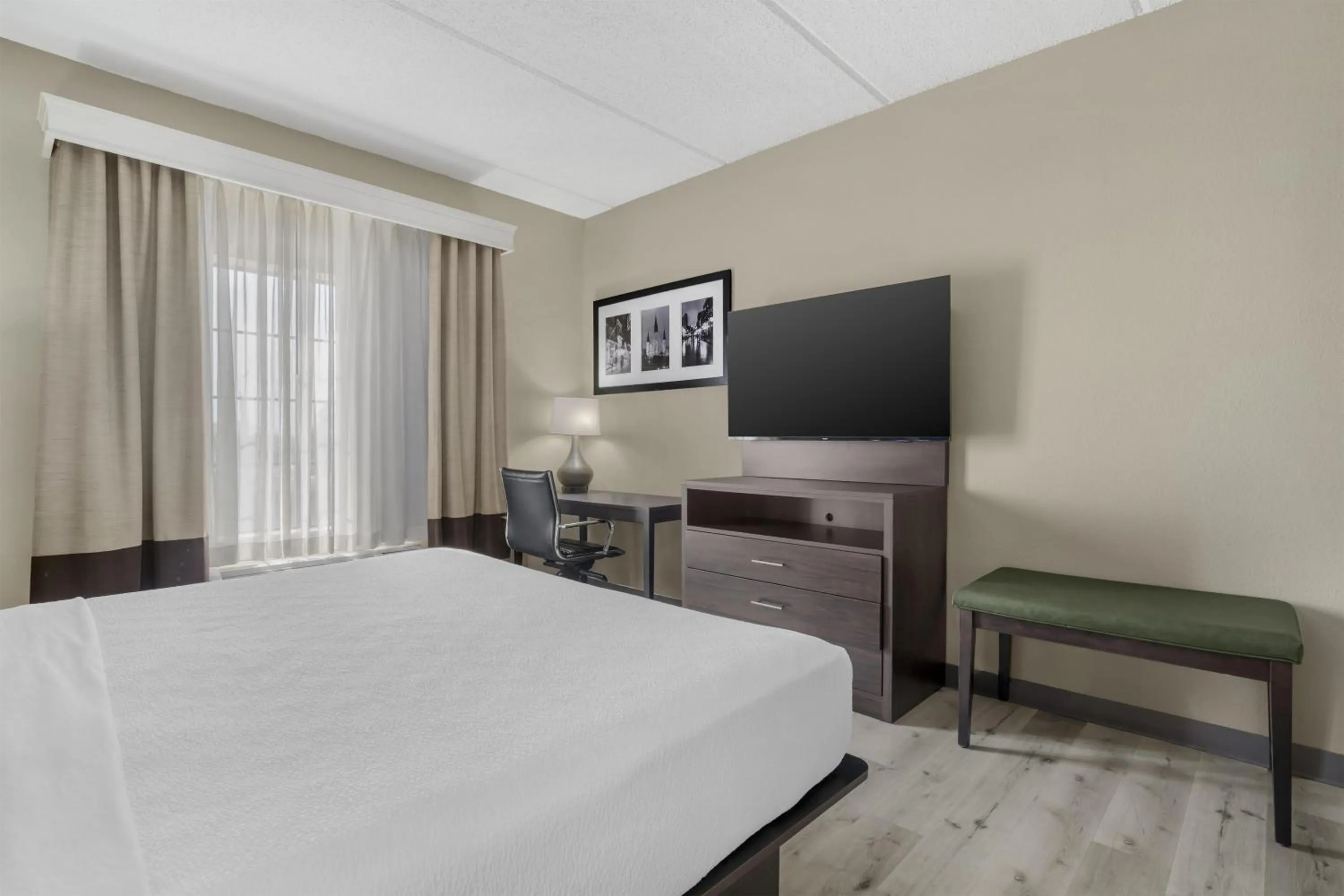 Bedroom, Bed in Best Western Kenner