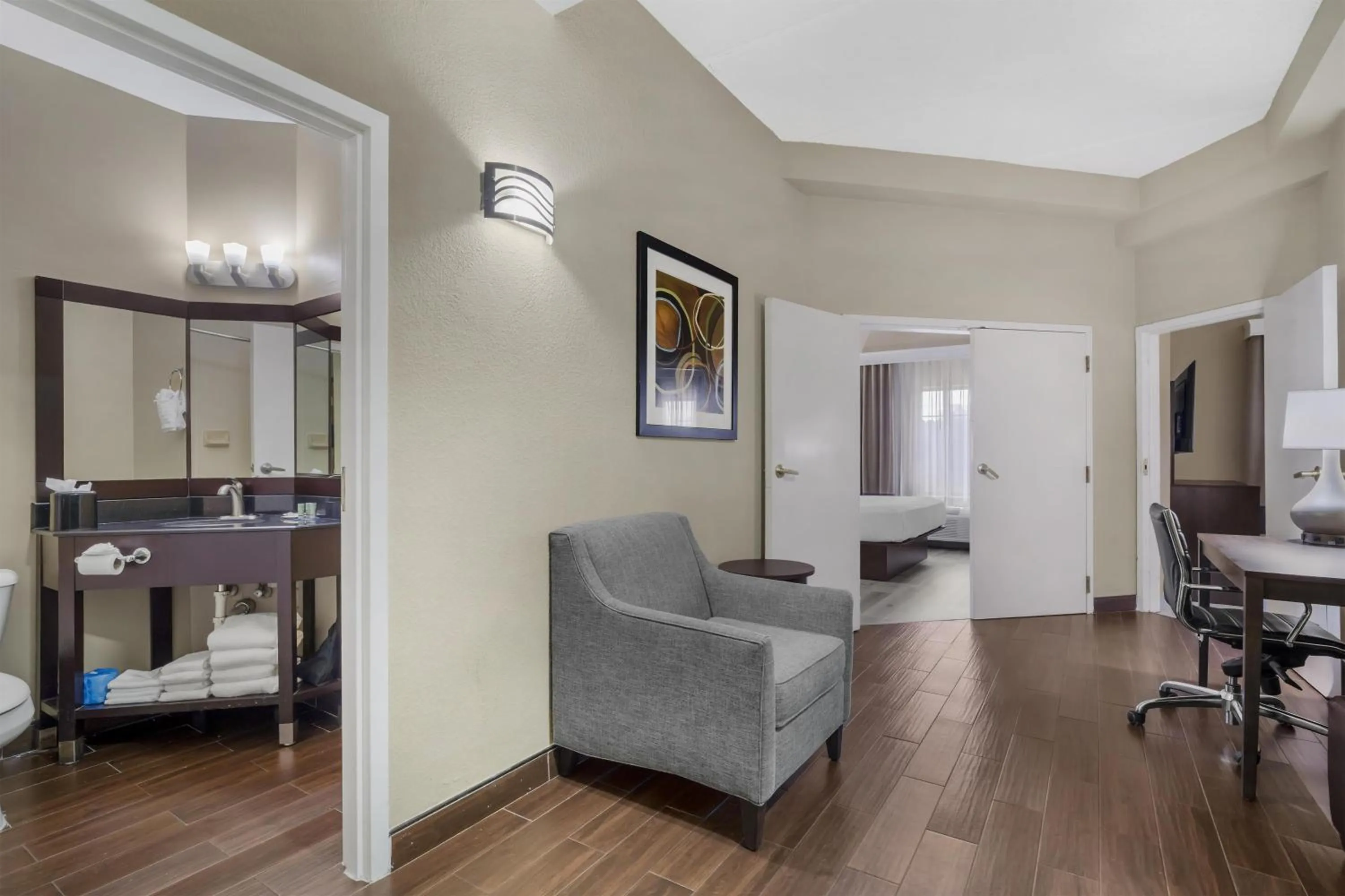 Bedroom, Bed in Best Western Kenner