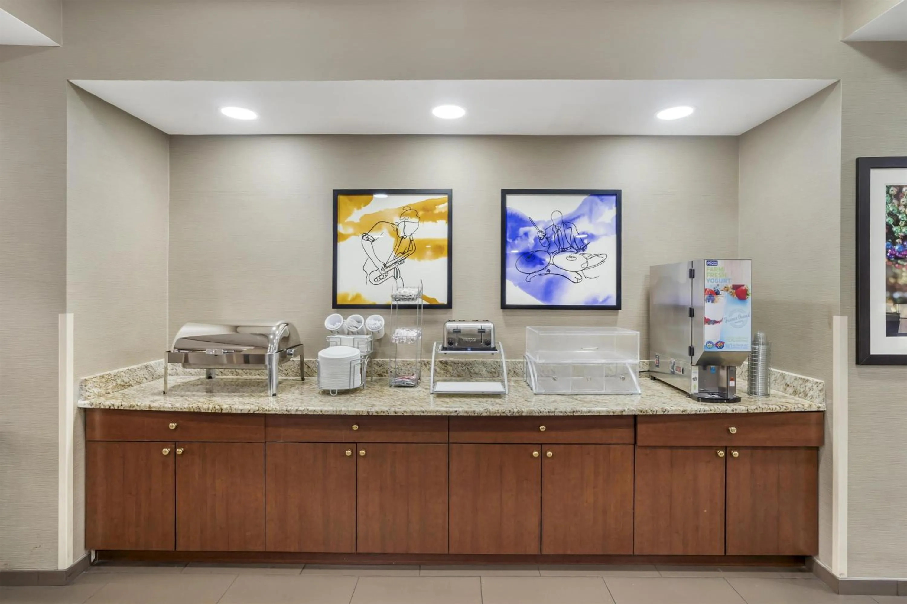 Breakfast in Best Western Kenner