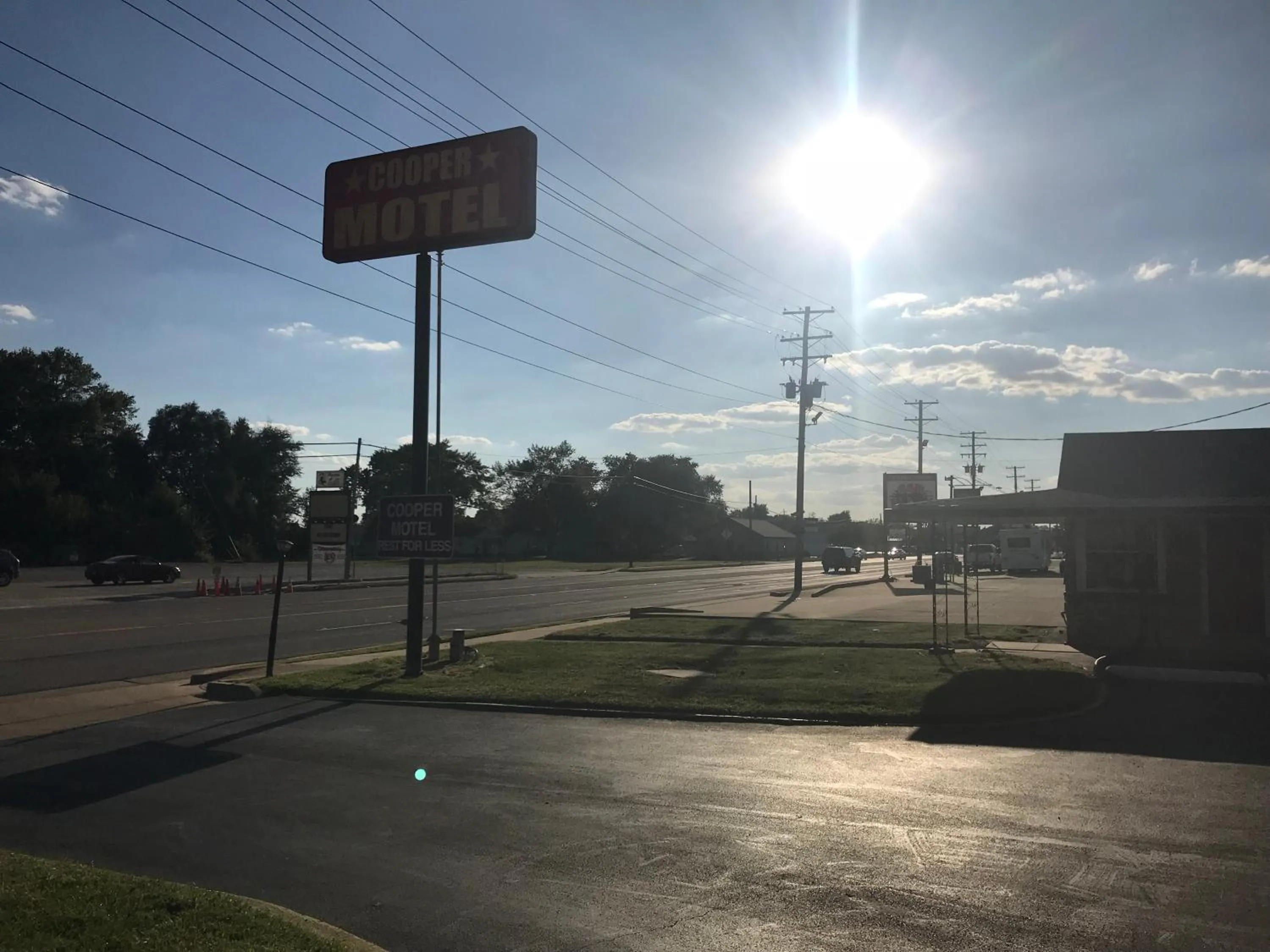 Cooper Motel Tuscola