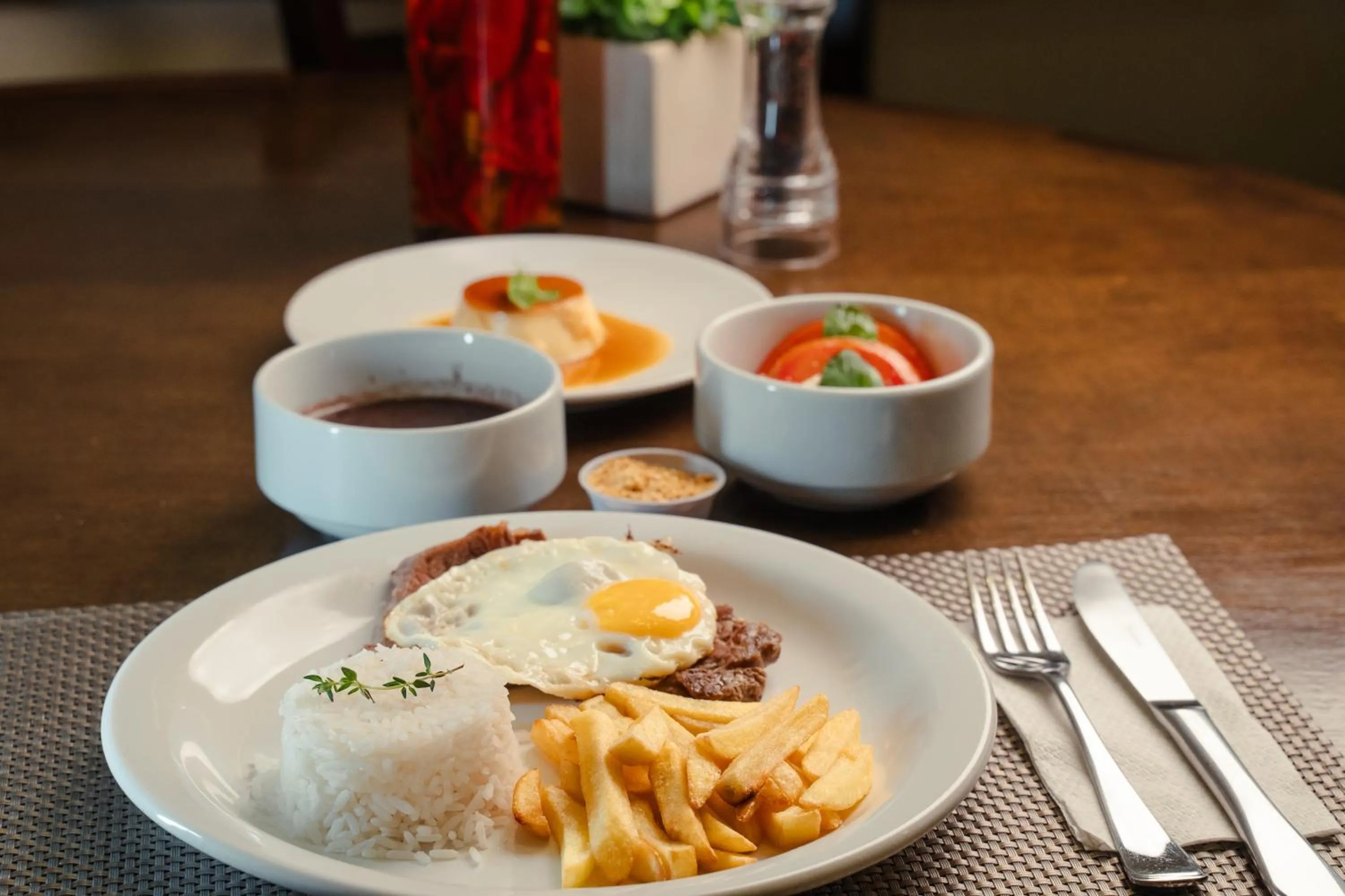 Restaurant/places to eat in Interclass Florianópolis