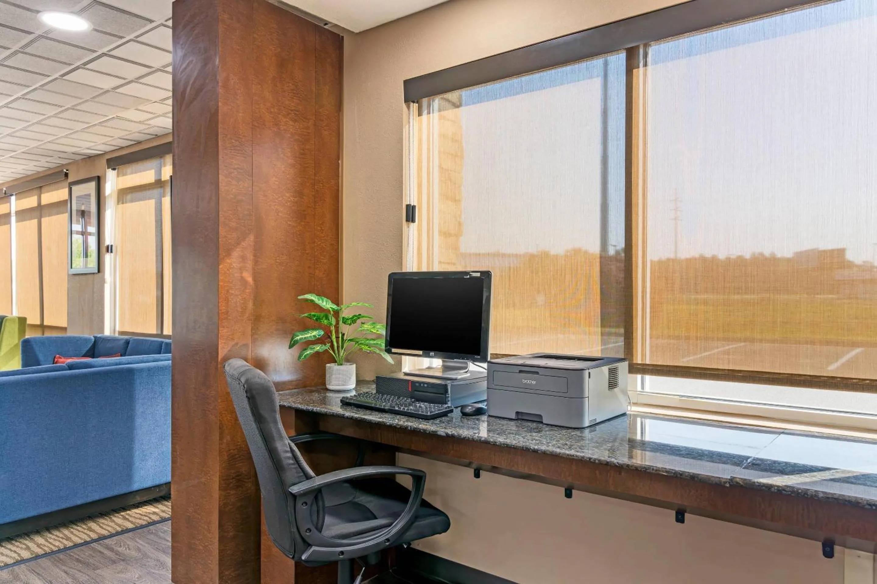 Business facilities in Comfort Suites Brunswick