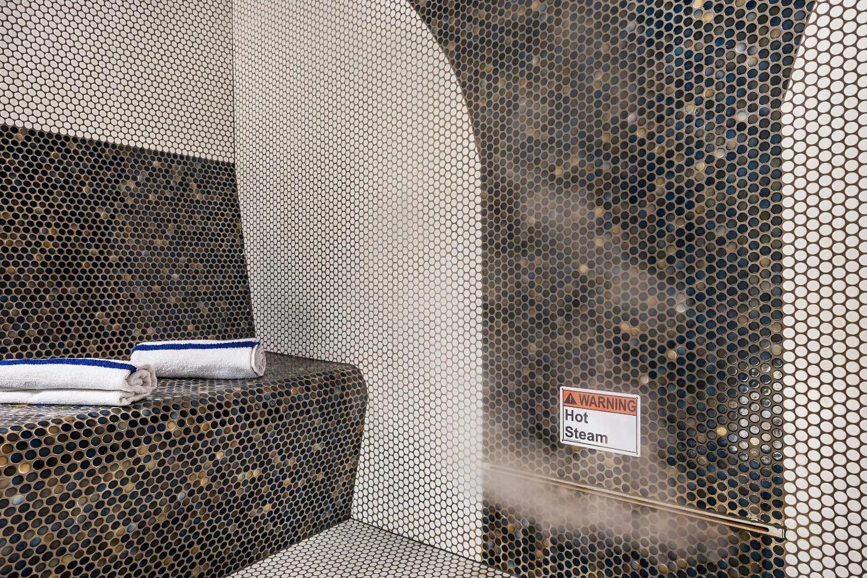 Fitness centre/facilities in UpValley Inn & Hot Springs, an Ascend Collection Hotel