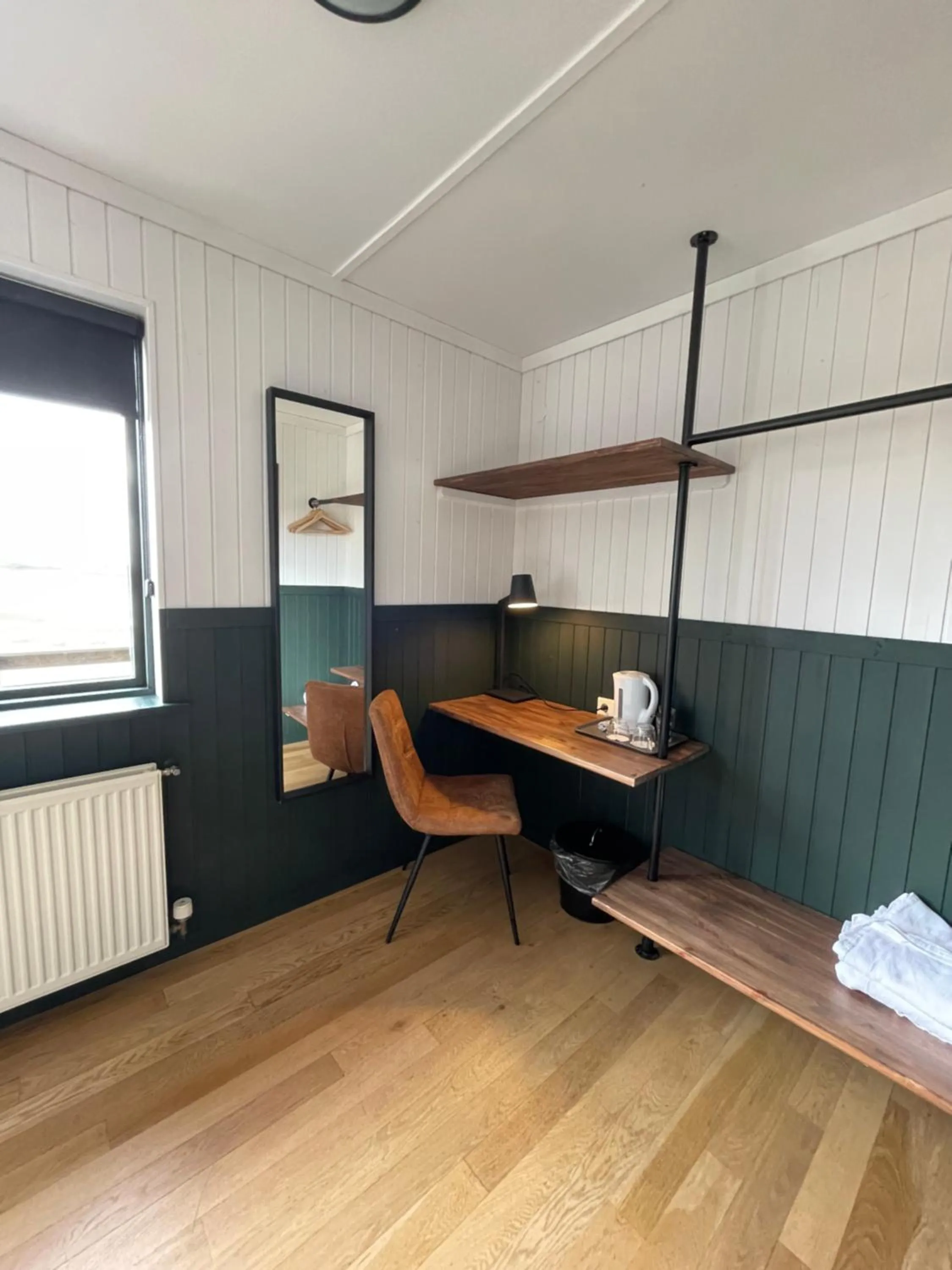 Photo of the whole room in Aurora Lodge Hotel