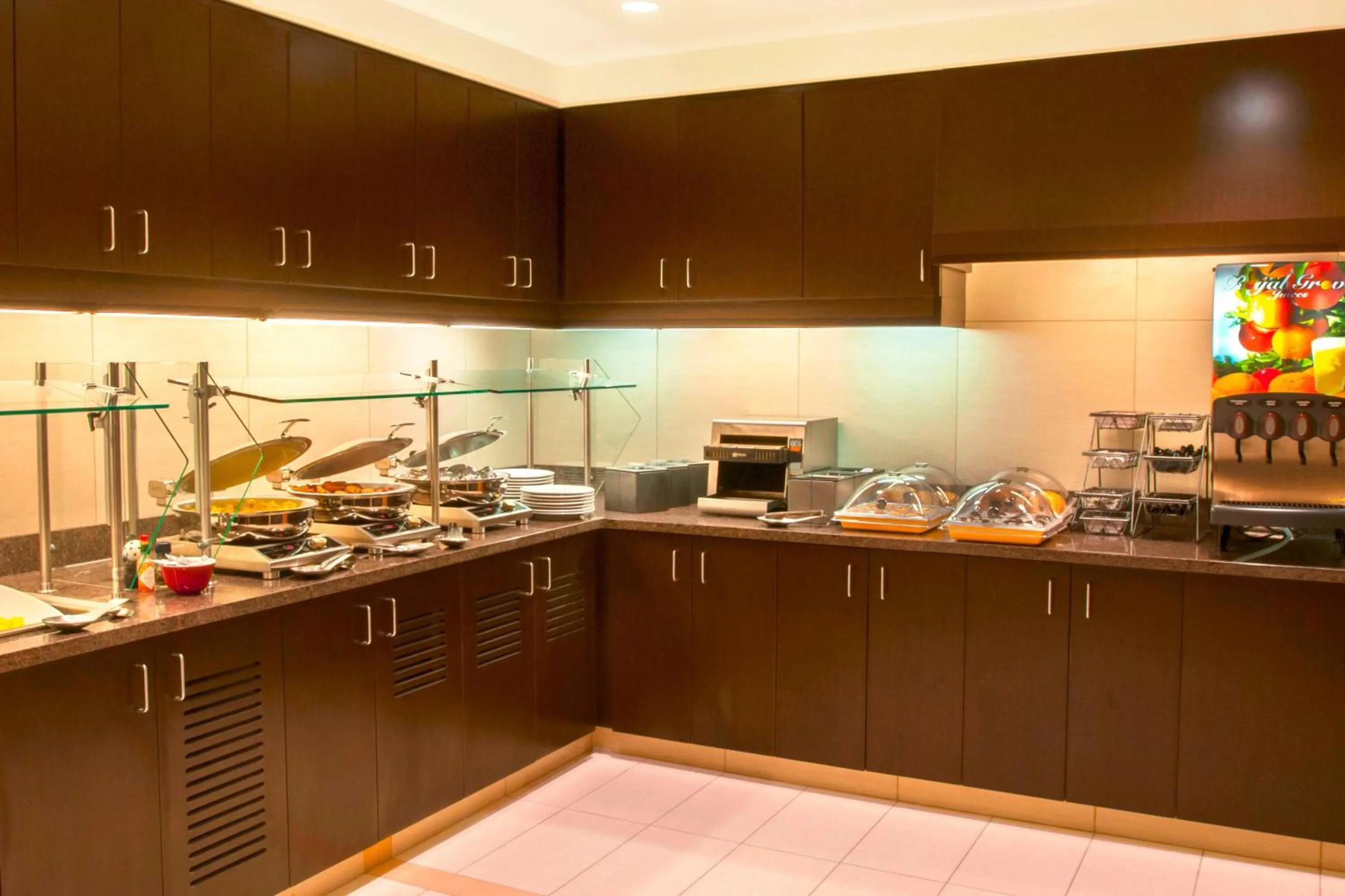 Breakfast in Residence Inn Denver Cherry Creek