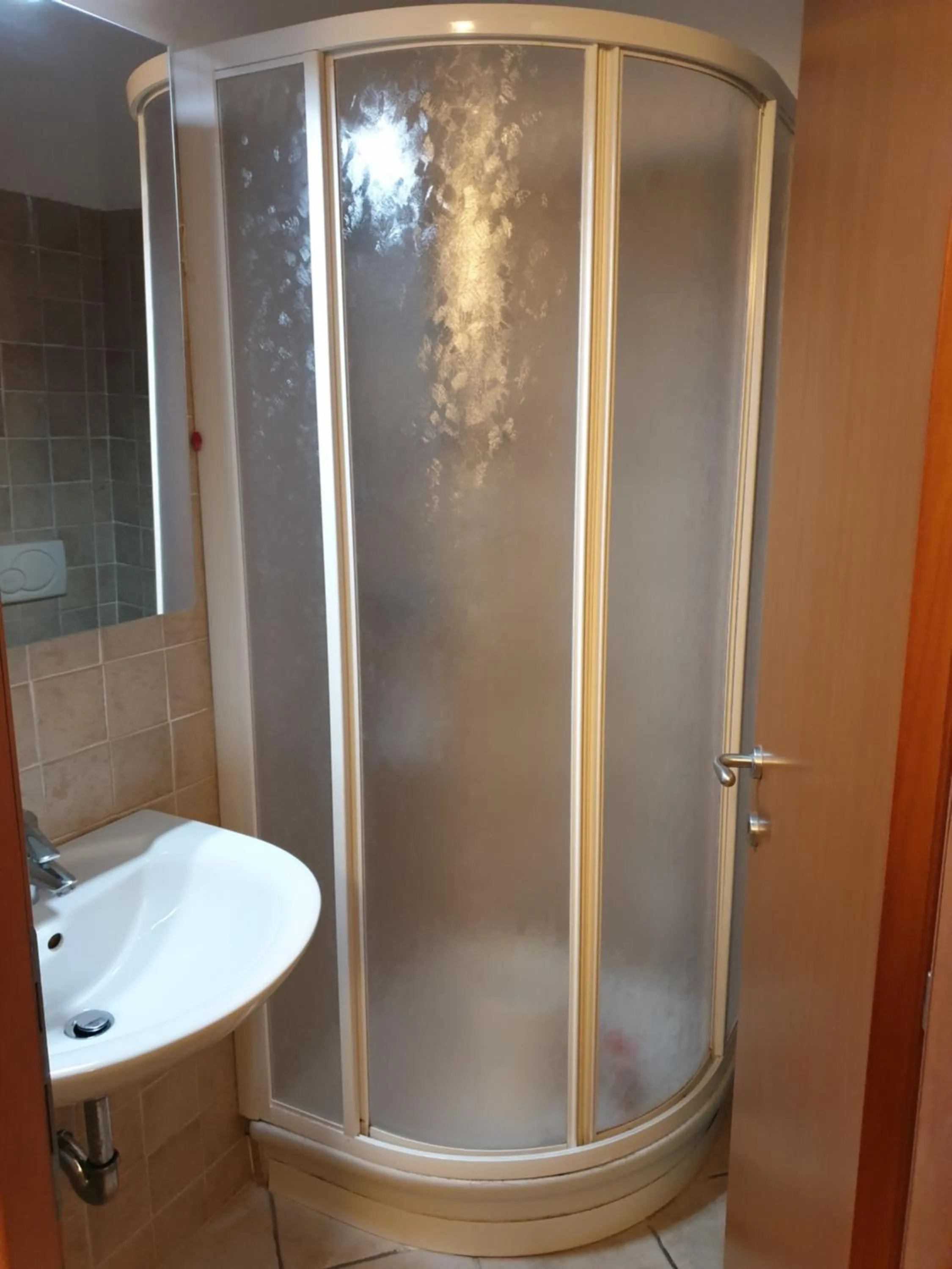 Shower in B&B ALDA