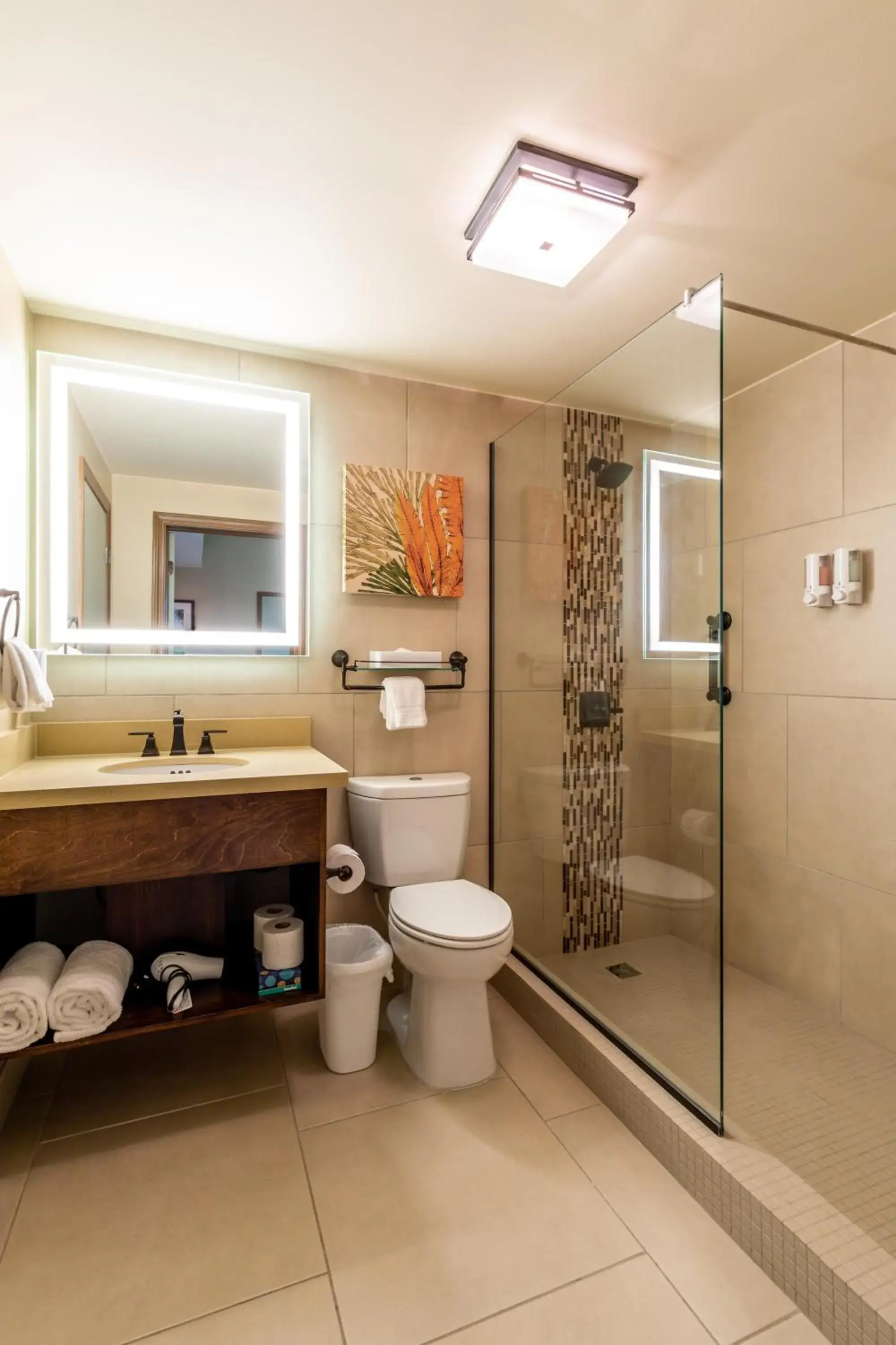 One Bedroom Deluxe 1 King in Eagle Aruba Resort One Bedroom Deluxe 1 King in Eagle Aruba Resort