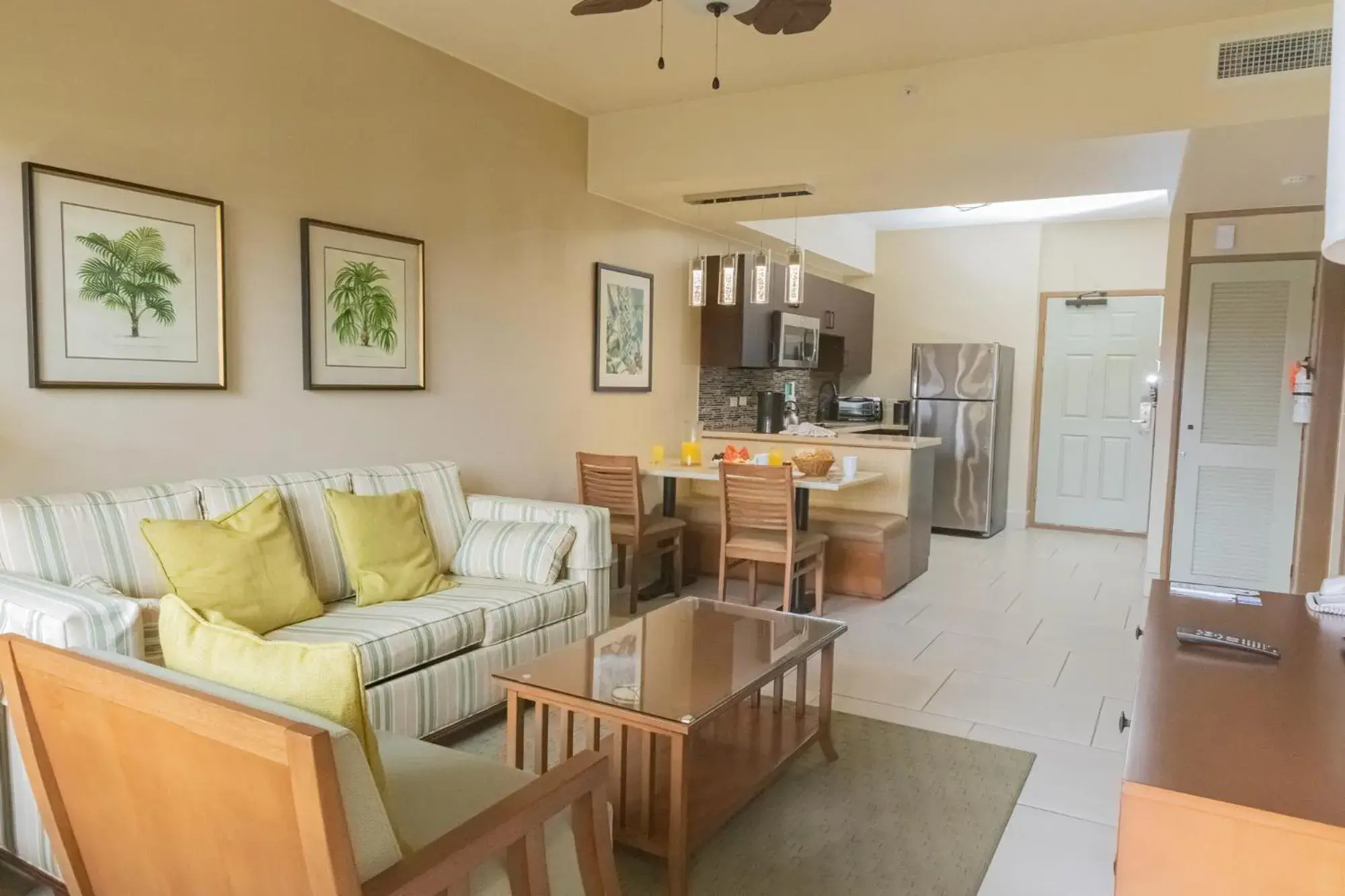 One Bedroom Deluxe 2 Double in Eagle Aruba Resort One Bedroom Deluxe 2 Double in Eagle Aruba Resort