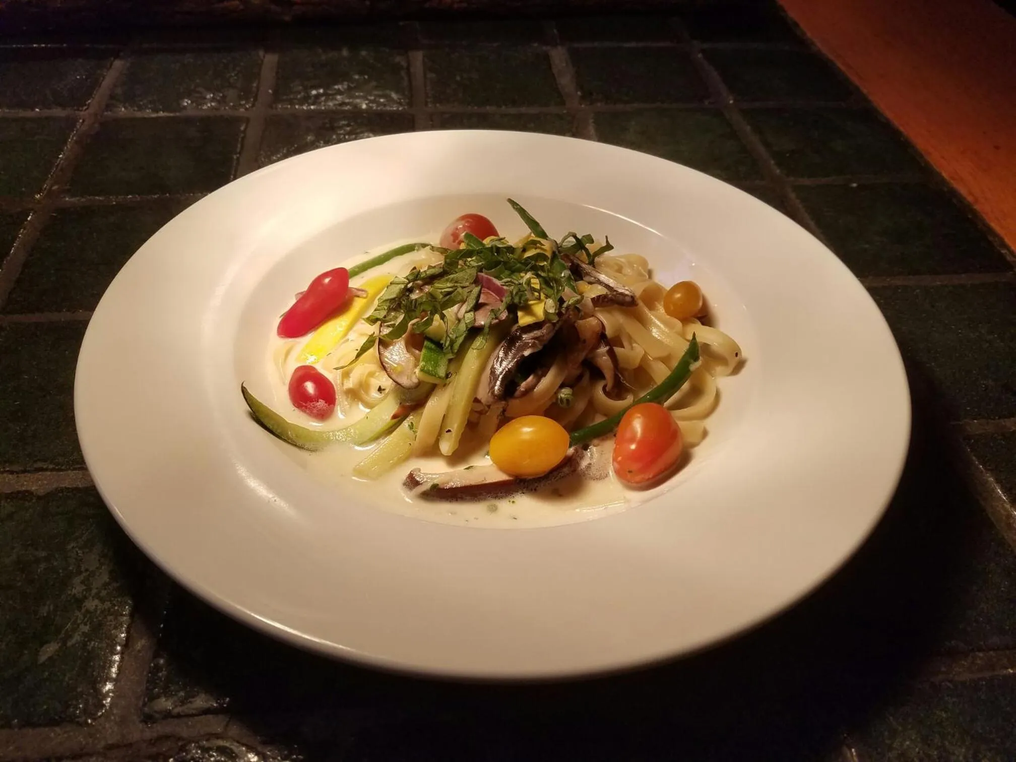 Restaurant/places to eat in Highland Lake Inn & Resort - Flat Rock