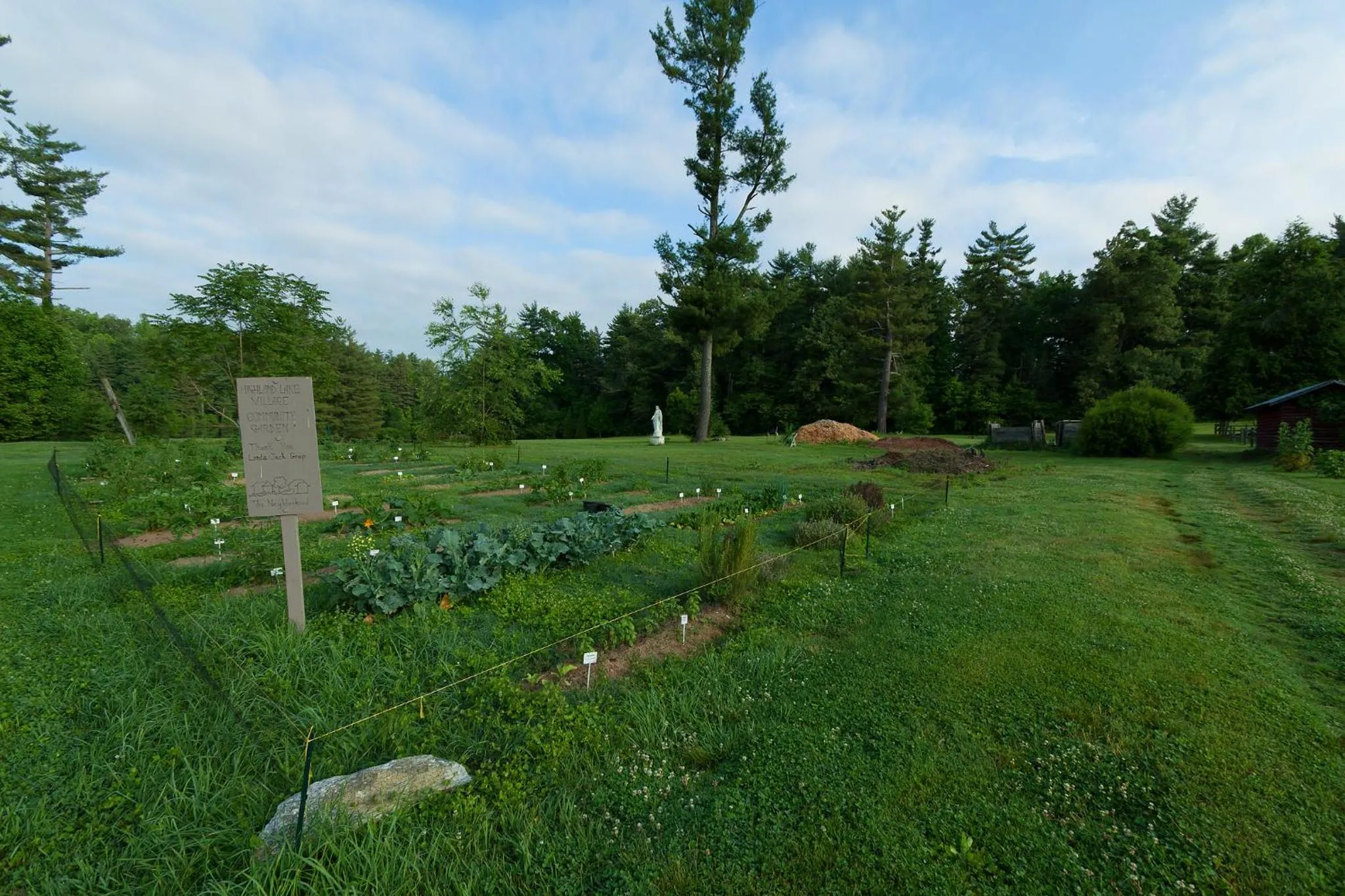 Spring in Highland Lake Inn & Resort - Flat Rock