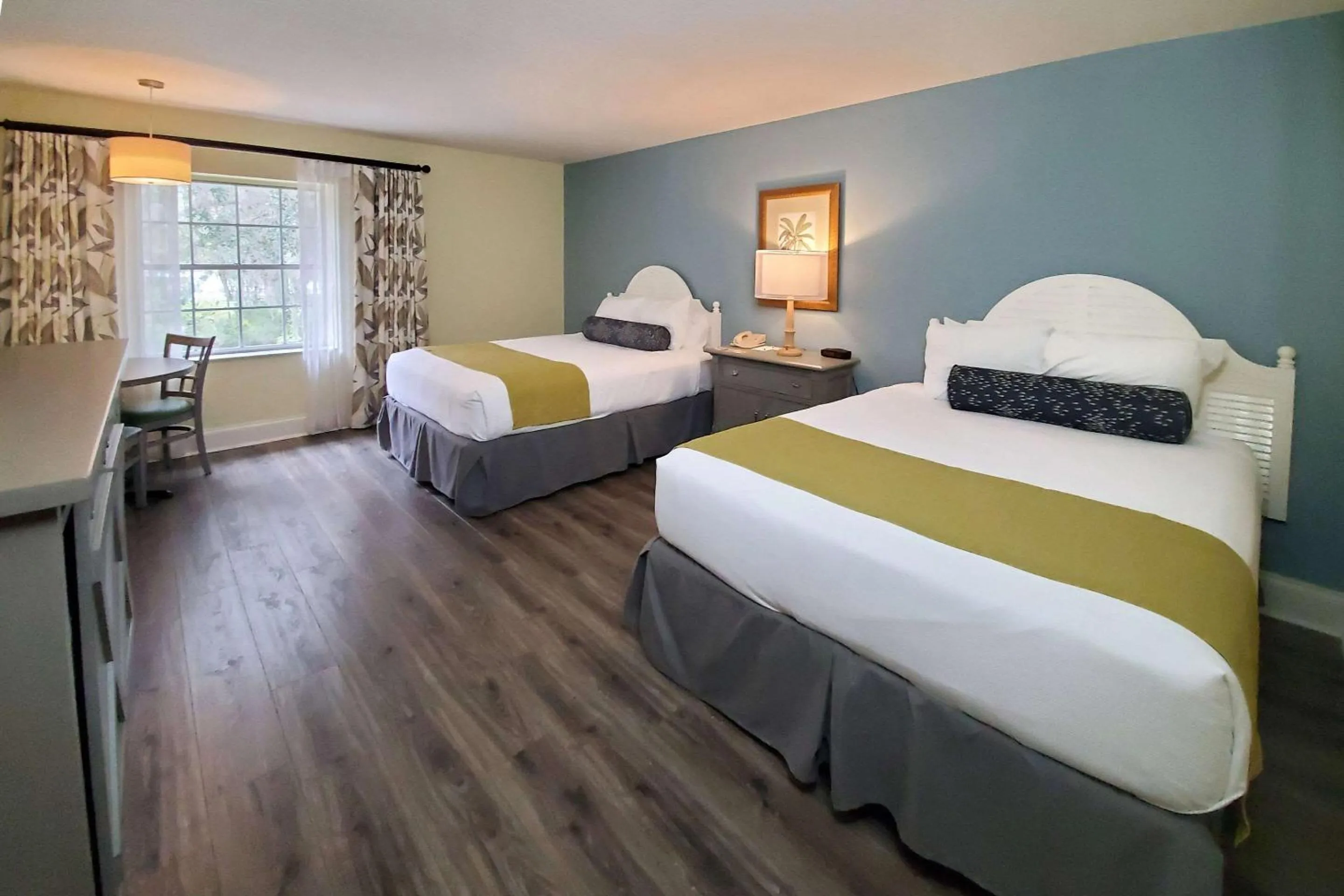 Bedroom in Plantation Resort on Crystal River, Ascend Hotel Collection