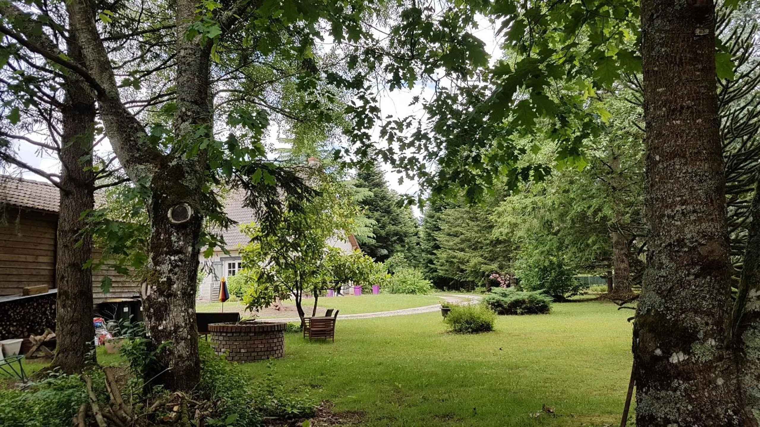 Garden in Le Clos des Écureuils